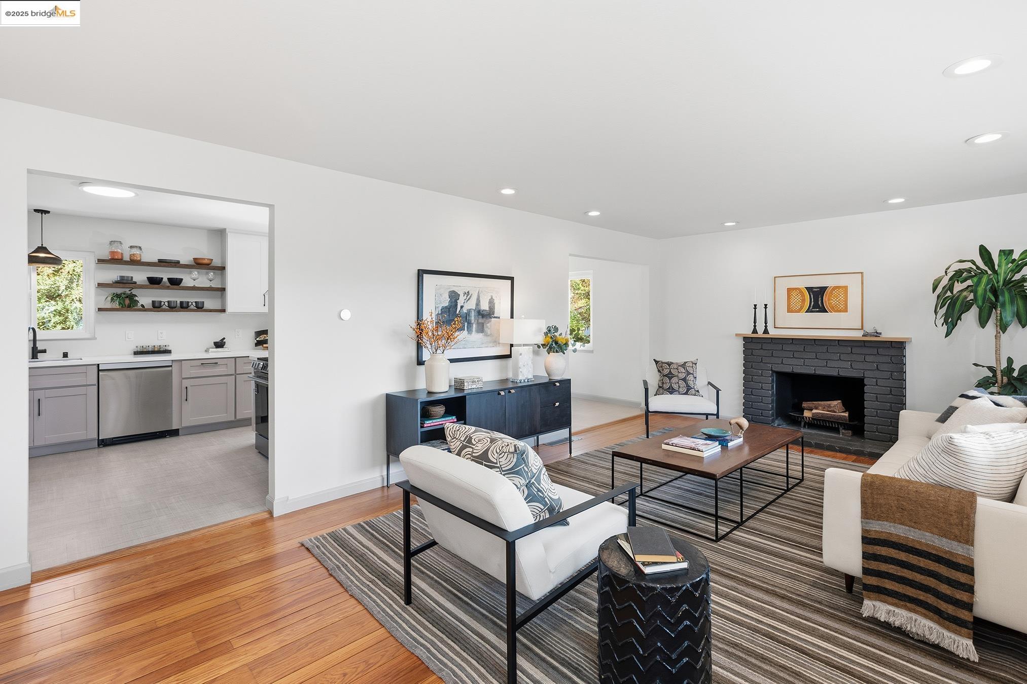 2850 Jennifer Dr, Castro Valley