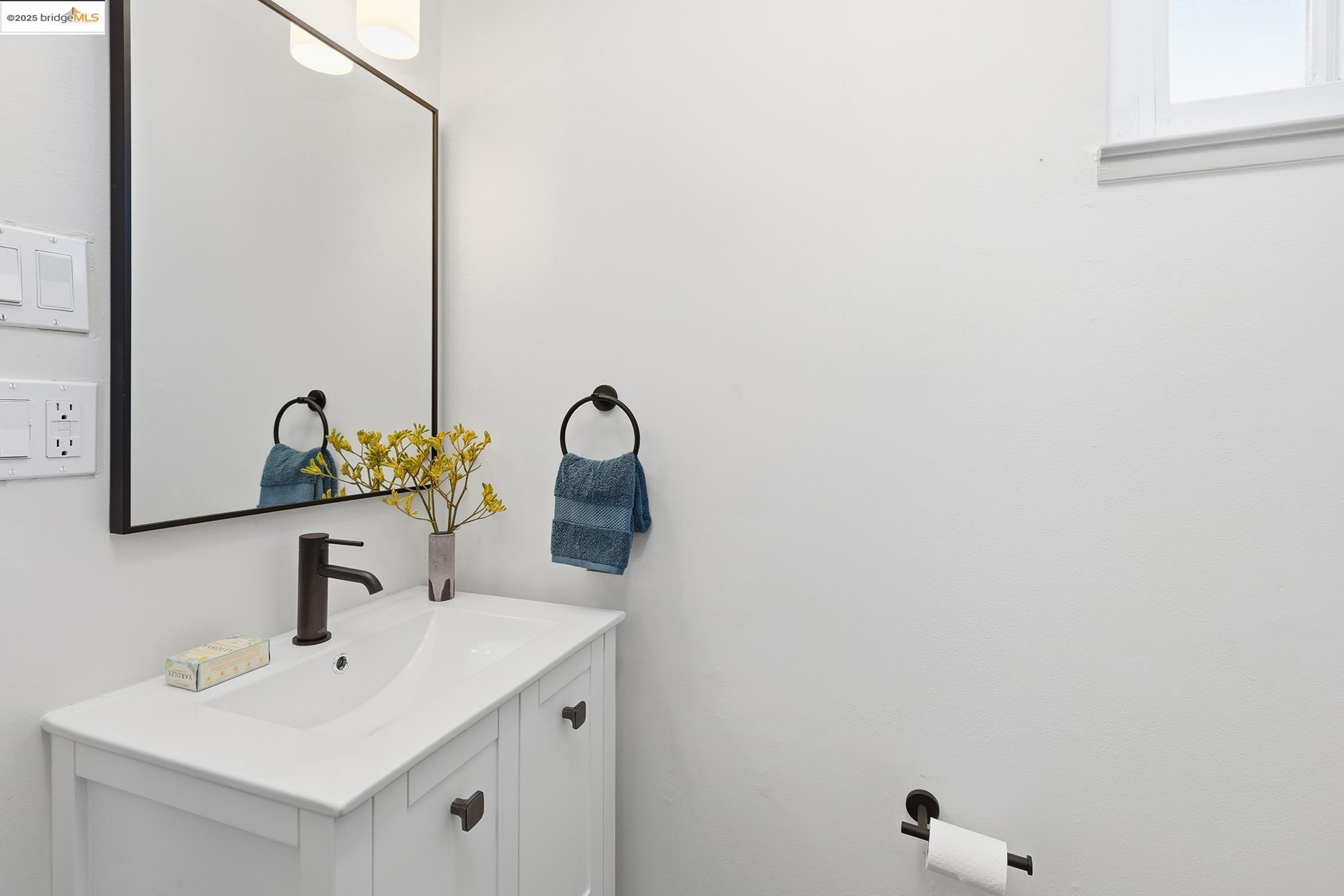 2850 Jennifer Dr, Castro Valley