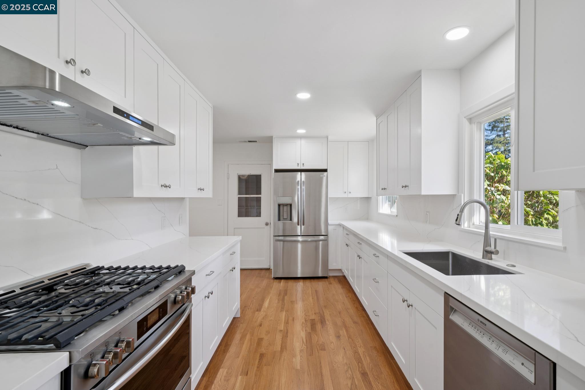 819 Rosedale Ave, Lafayette