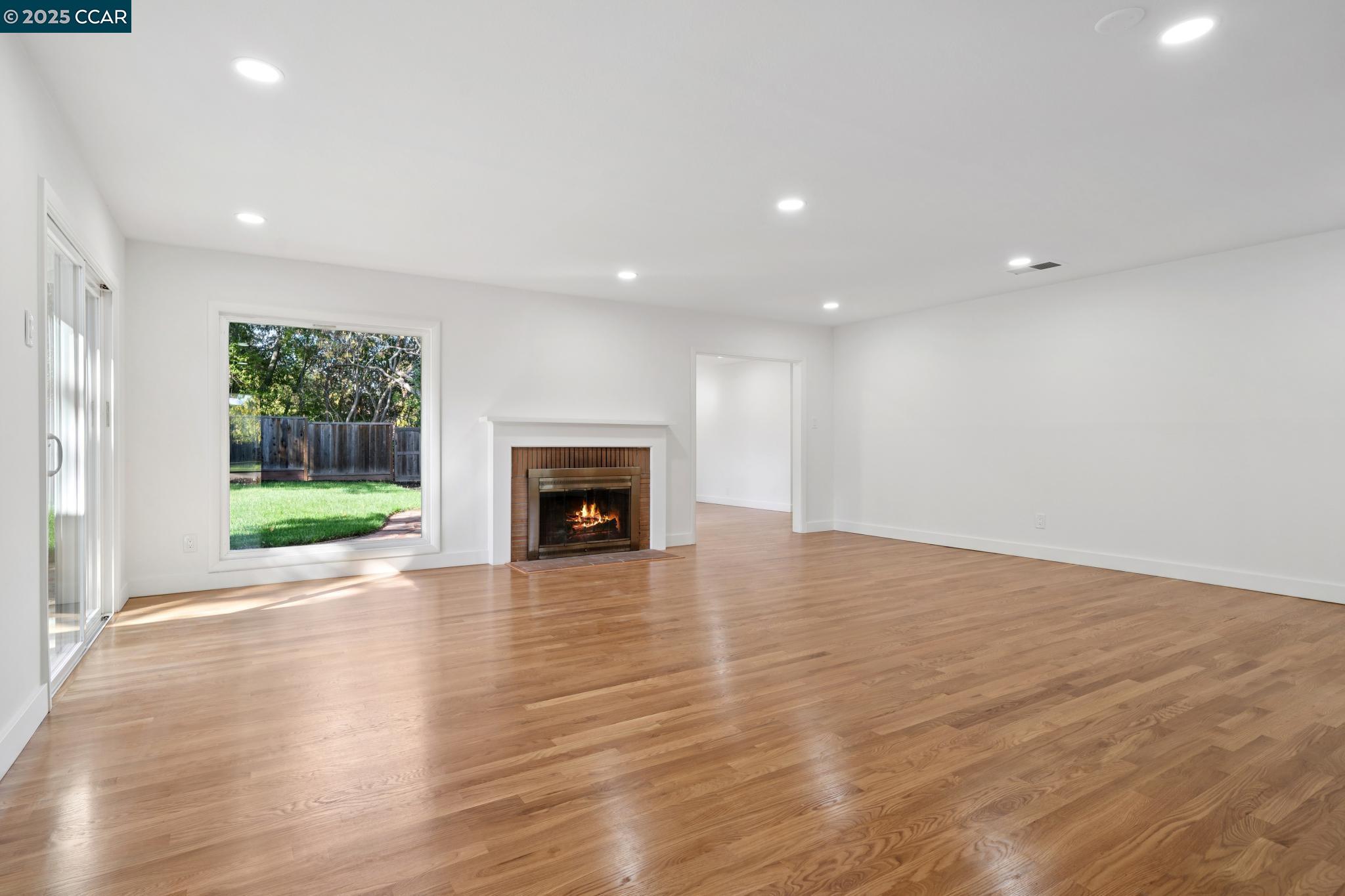 819 Rosedale Ave, Lafayette