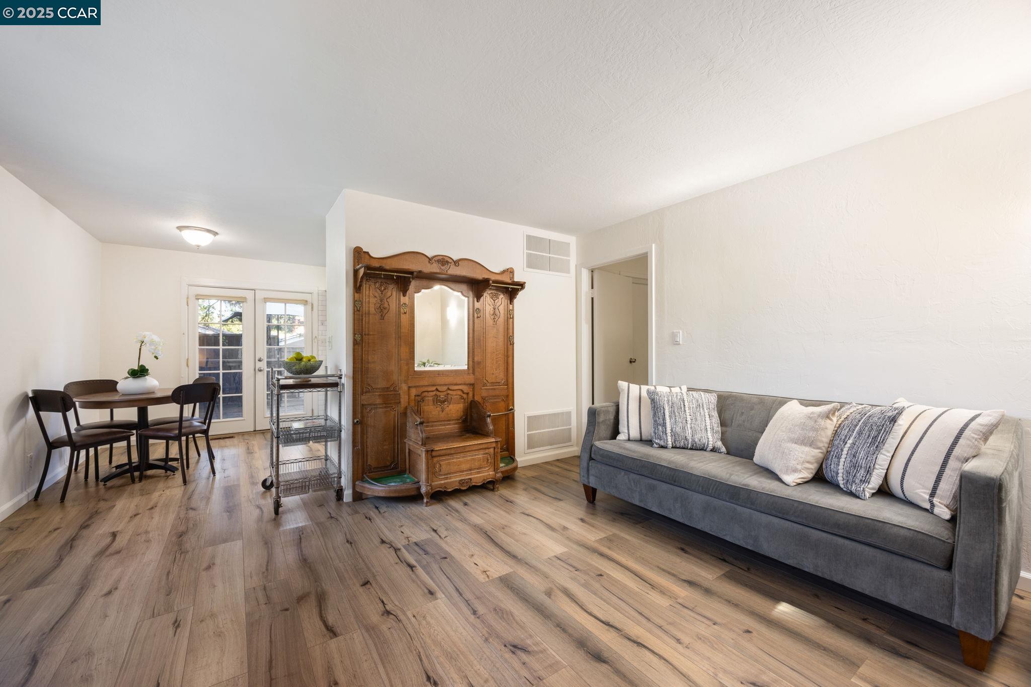 1834 Ivanhoe Ave, Lafayette