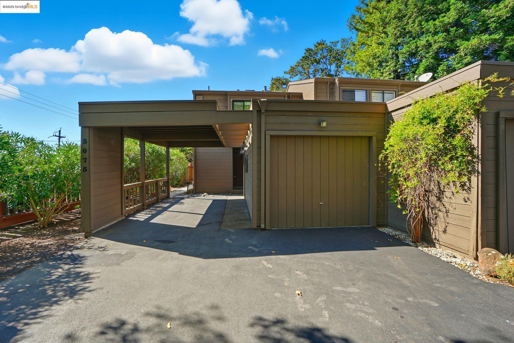 3075 Camino Diablo, Lafayette