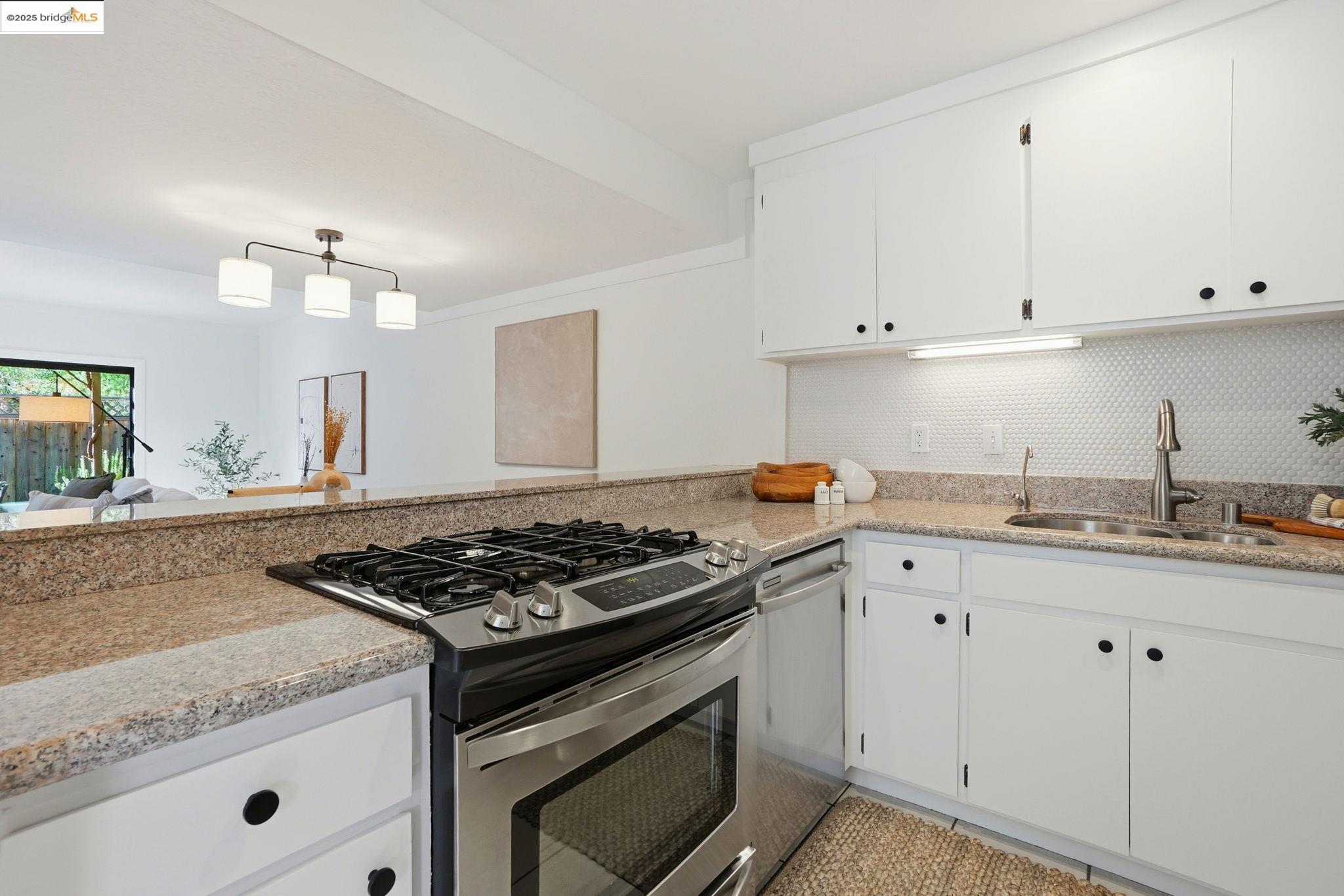 3075 Camino Diablo, Lafayette