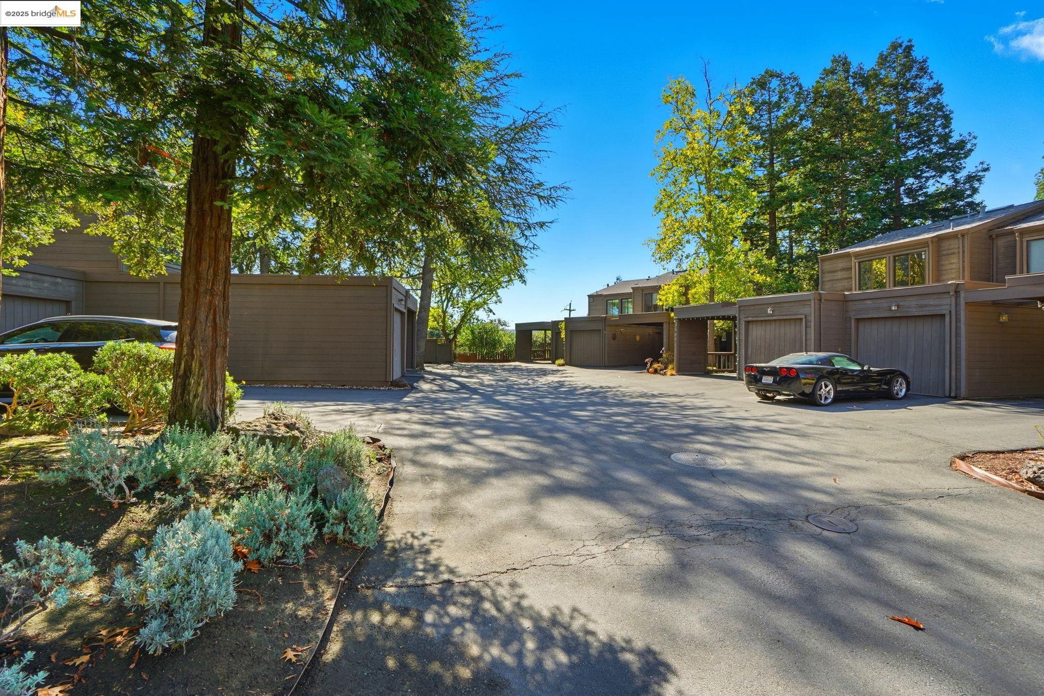 3075 Camino Diablo, Lafayette