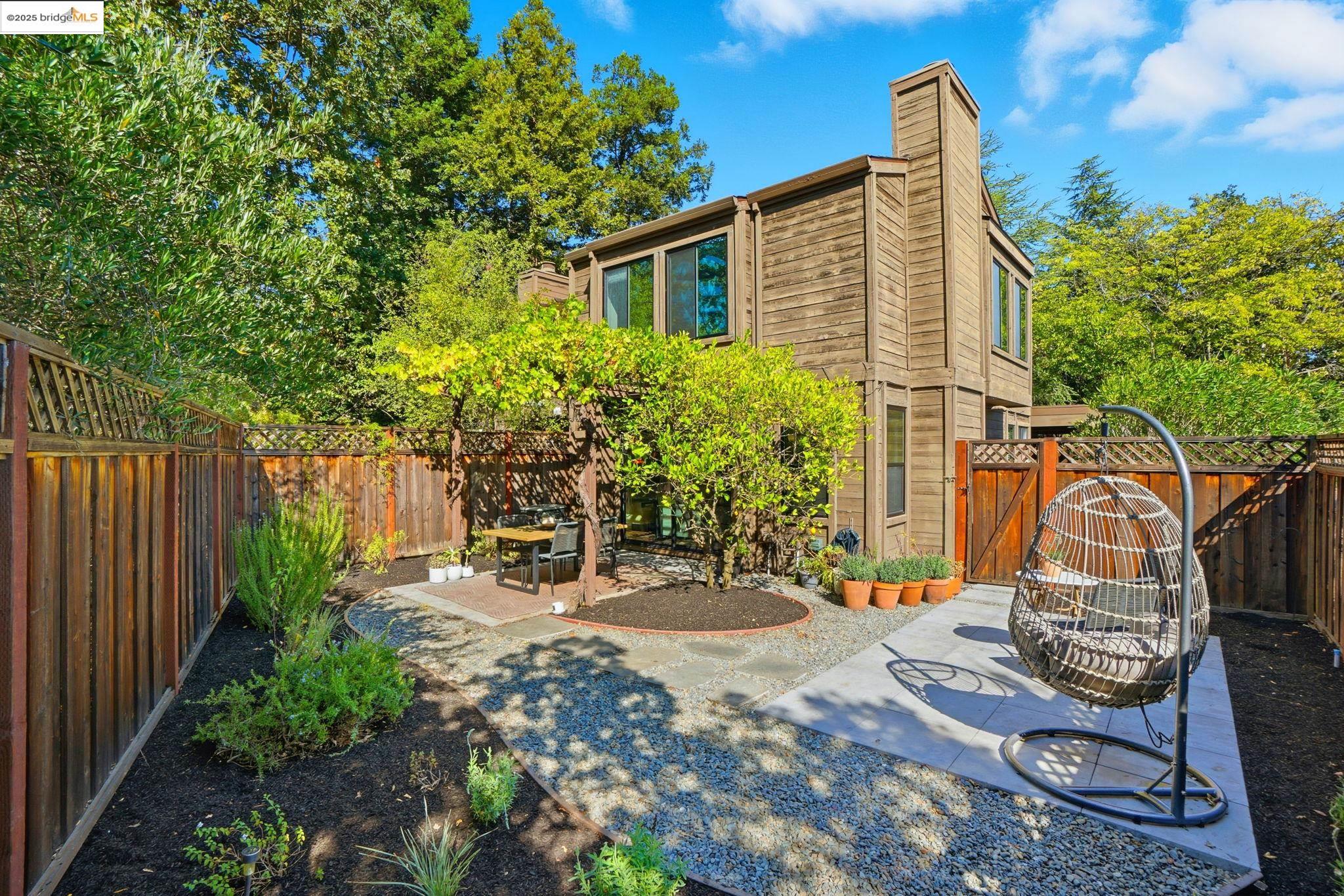 3075 Camino Diablo, Lafayette