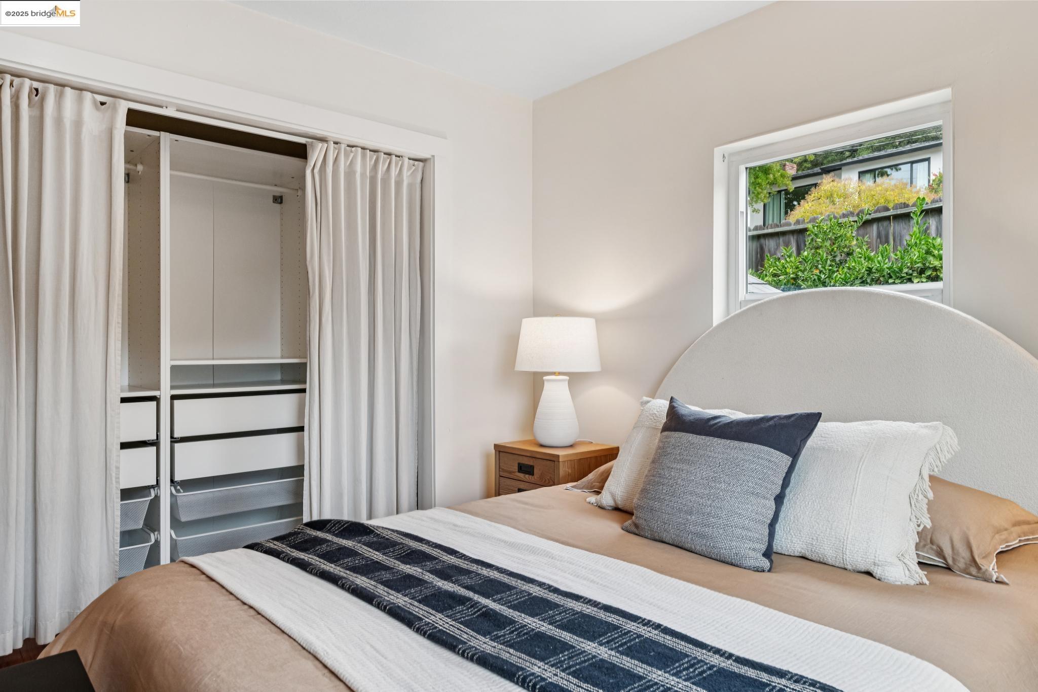 4125 Kuhnle Ave, Oakland