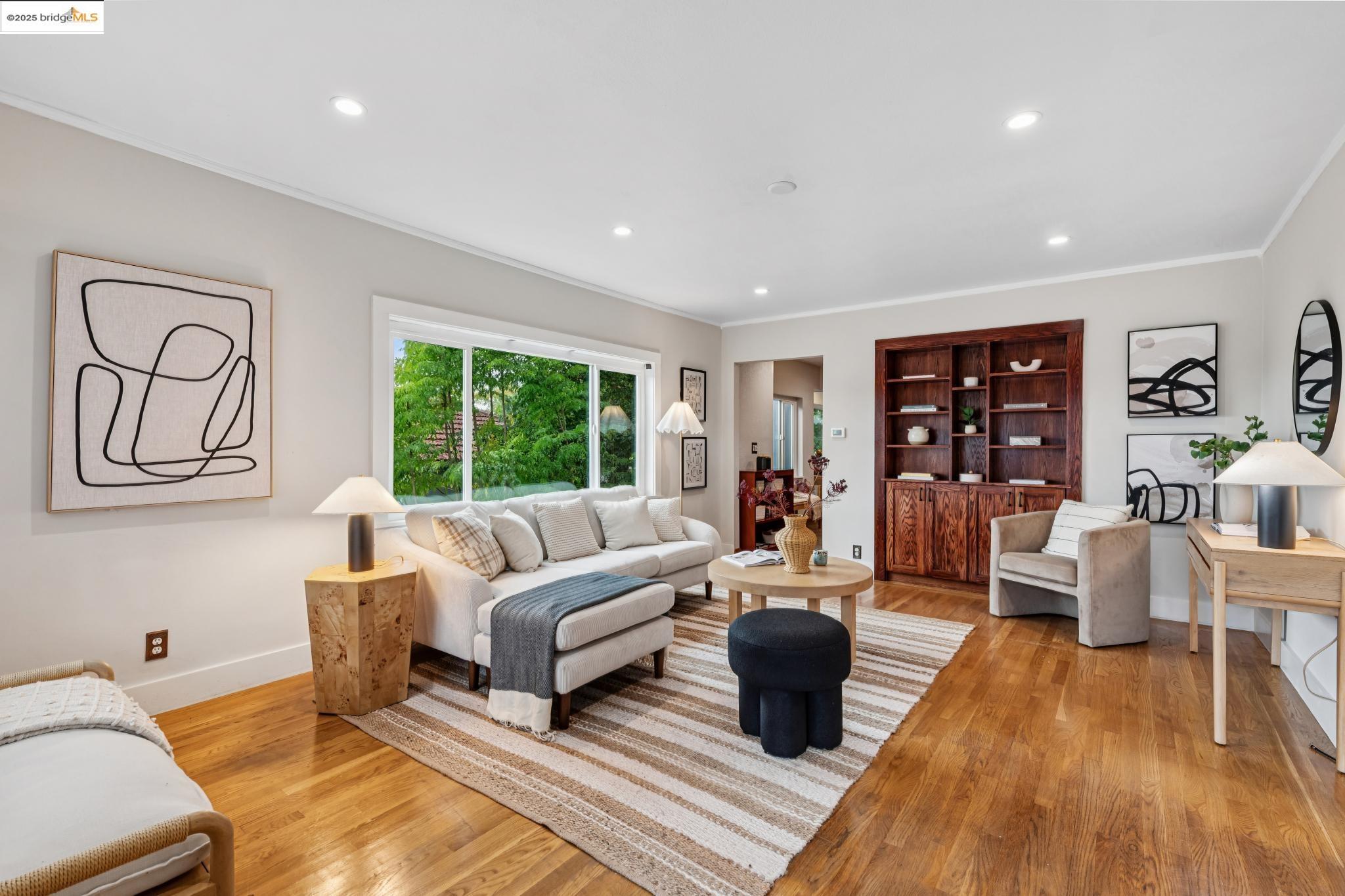 4125 Kuhnle Ave, Oakland