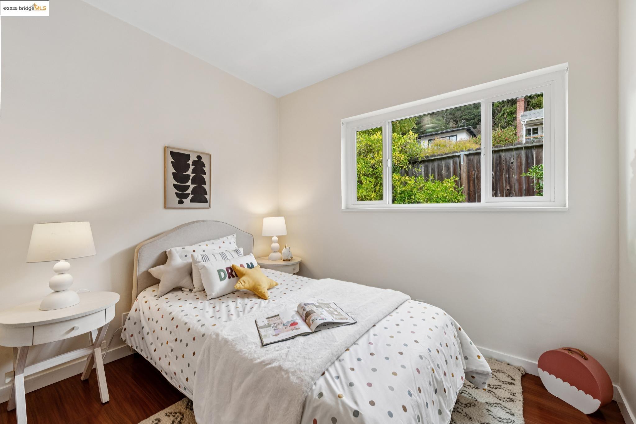 4125 Kuhnle Ave, Oakland