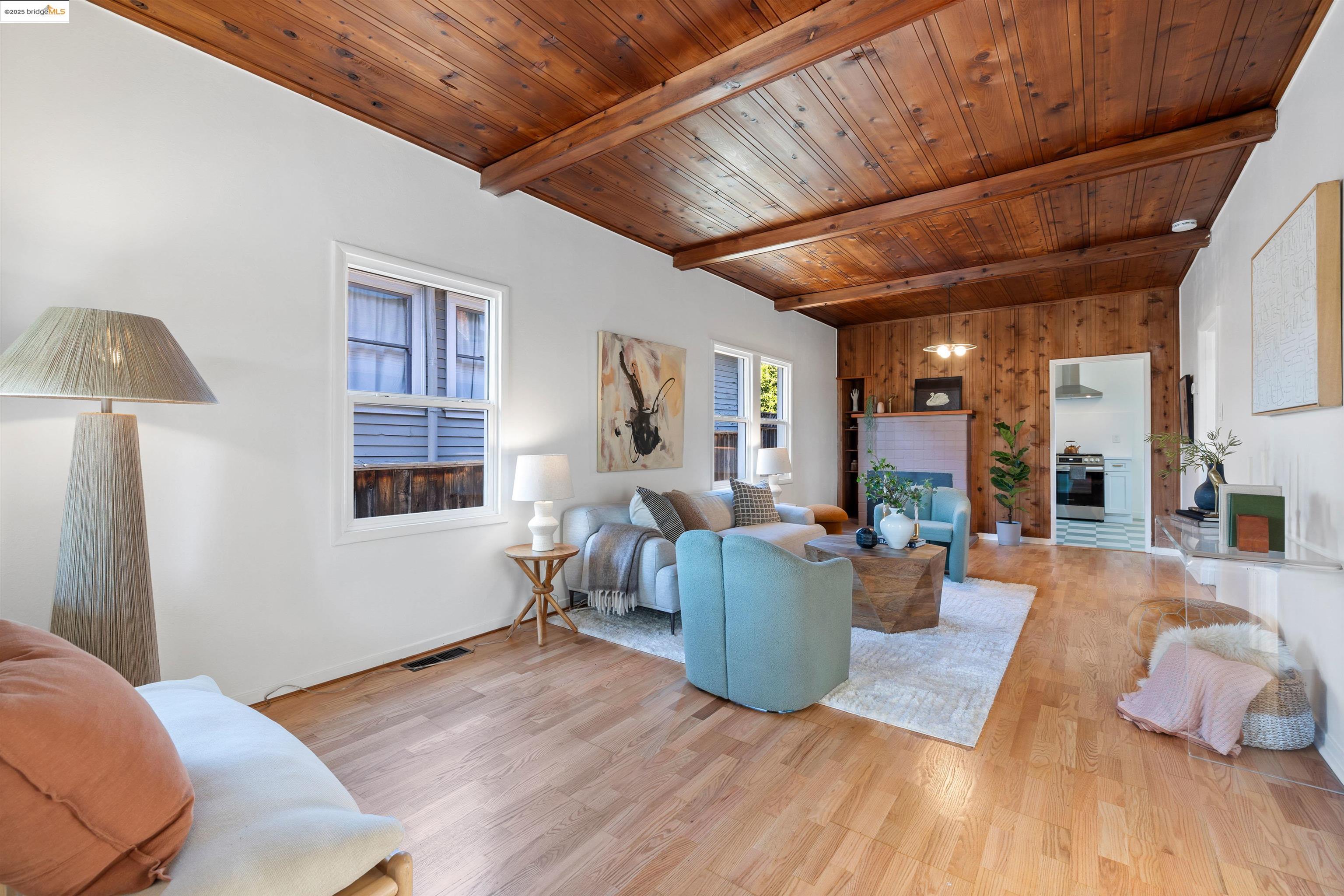 4118 Aqua Vista St, Oakland