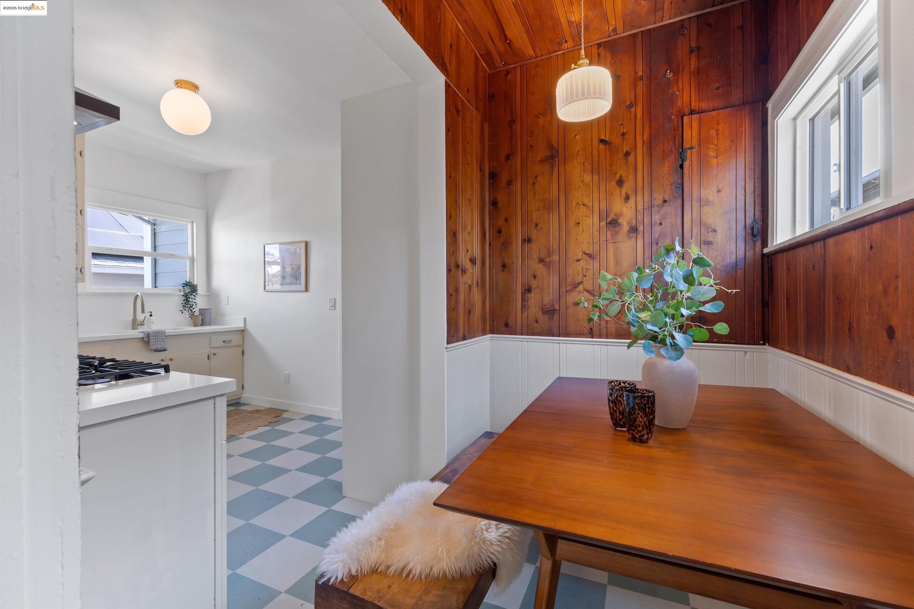 4118 Aqua Vista St, Oakland