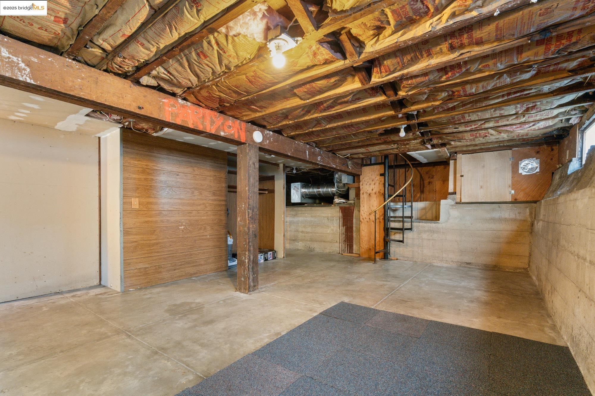 4430 Webster St, Oakland