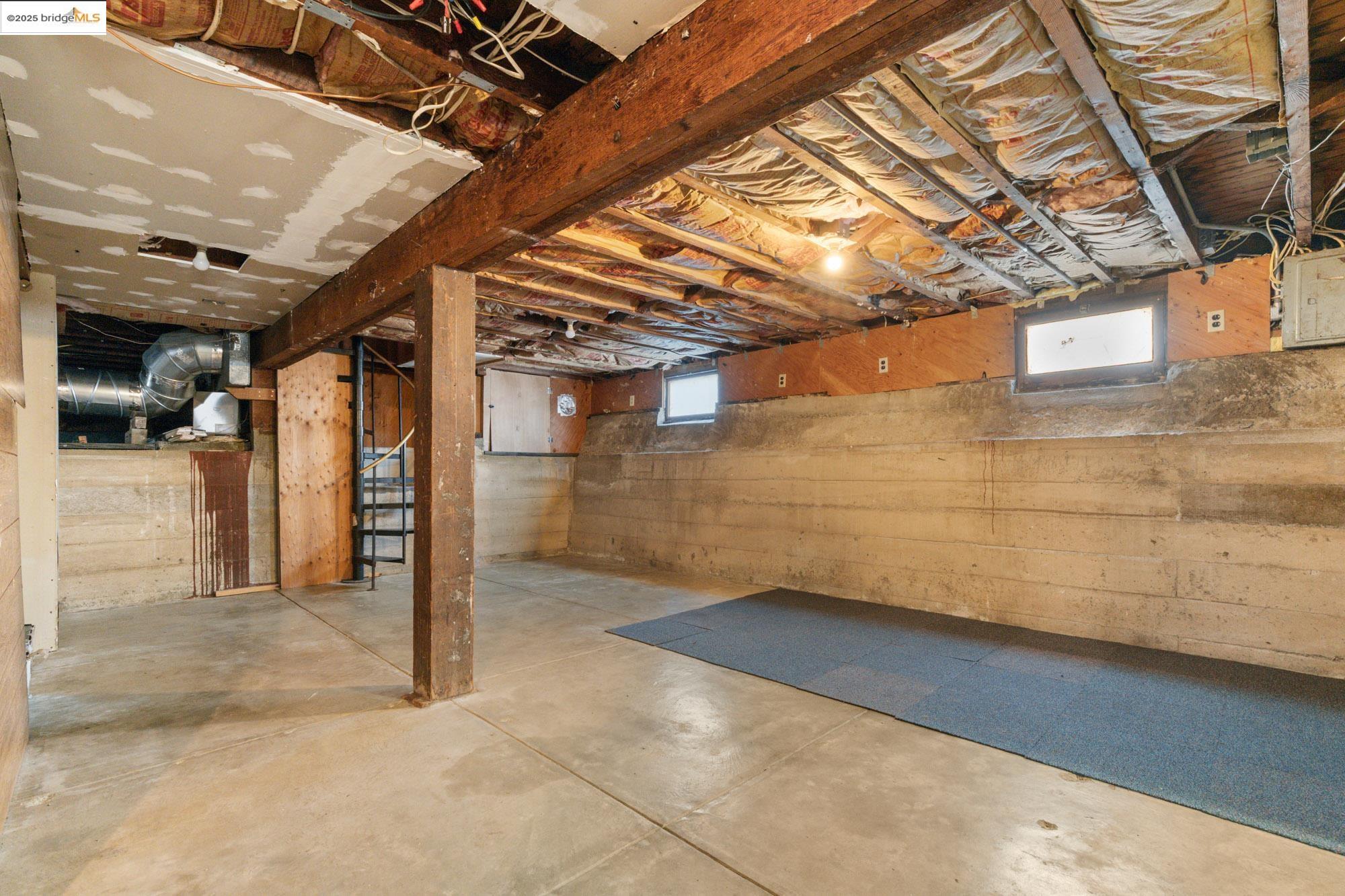 4430 Webster St, Oakland