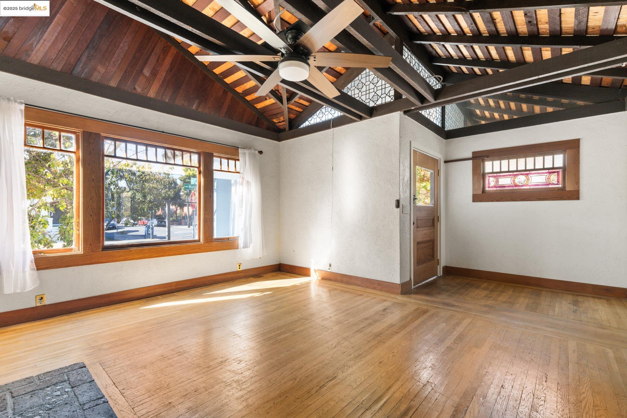 4430 Webster St, Oakland