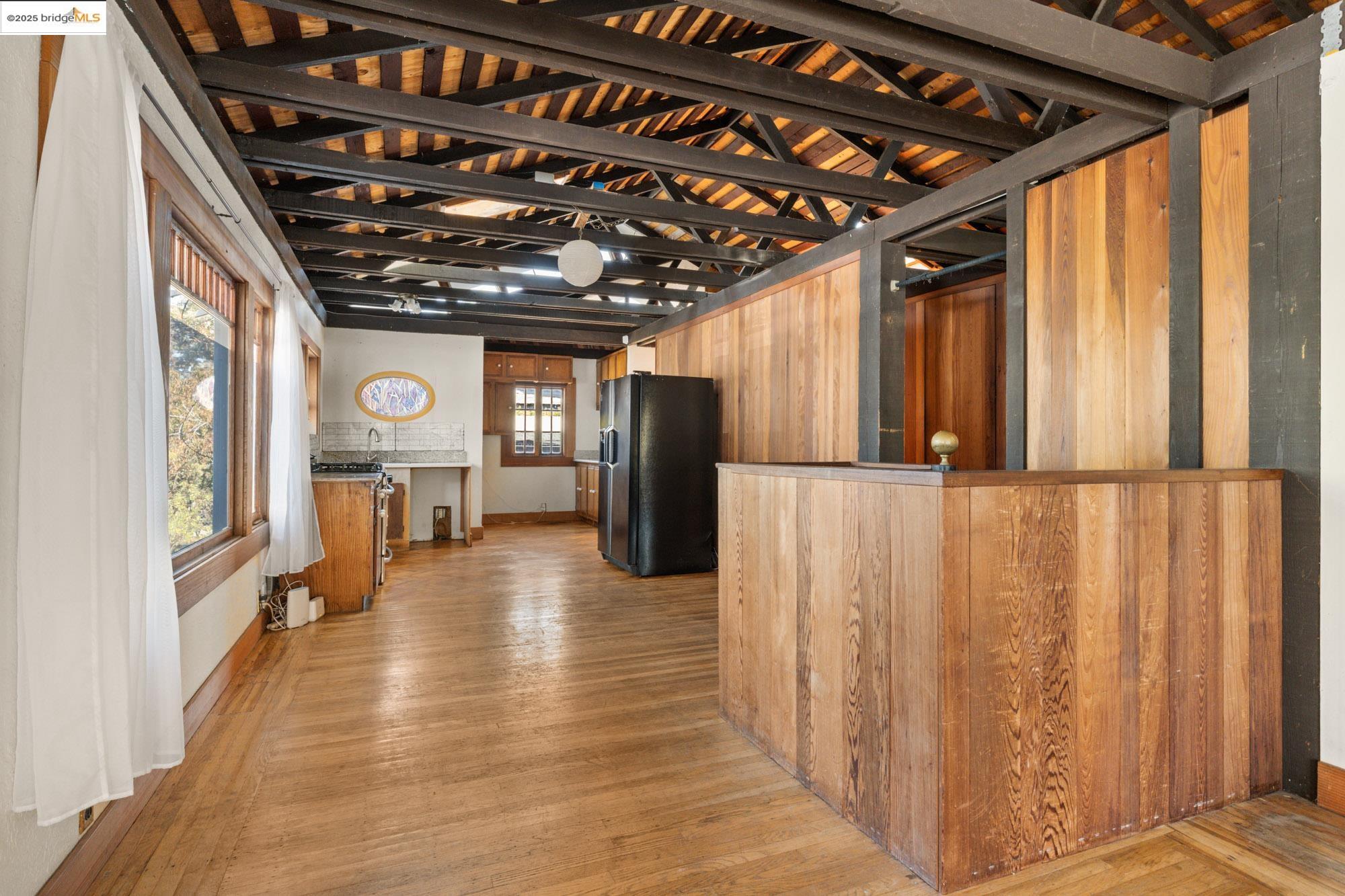 4430 Webster St, Oakland