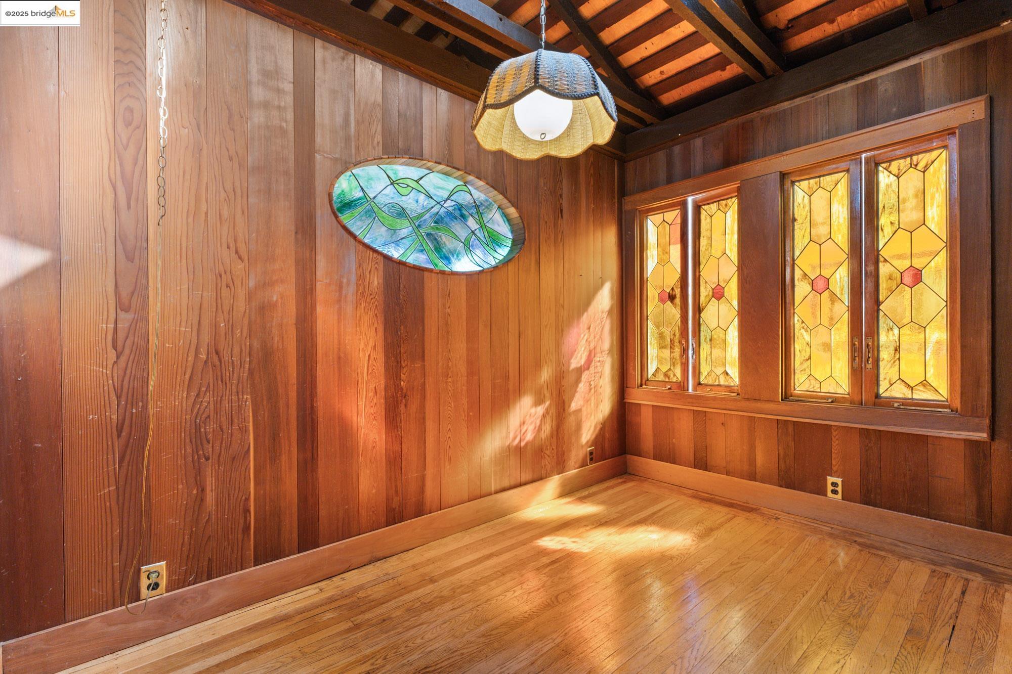 4430 Webster St, Oakland