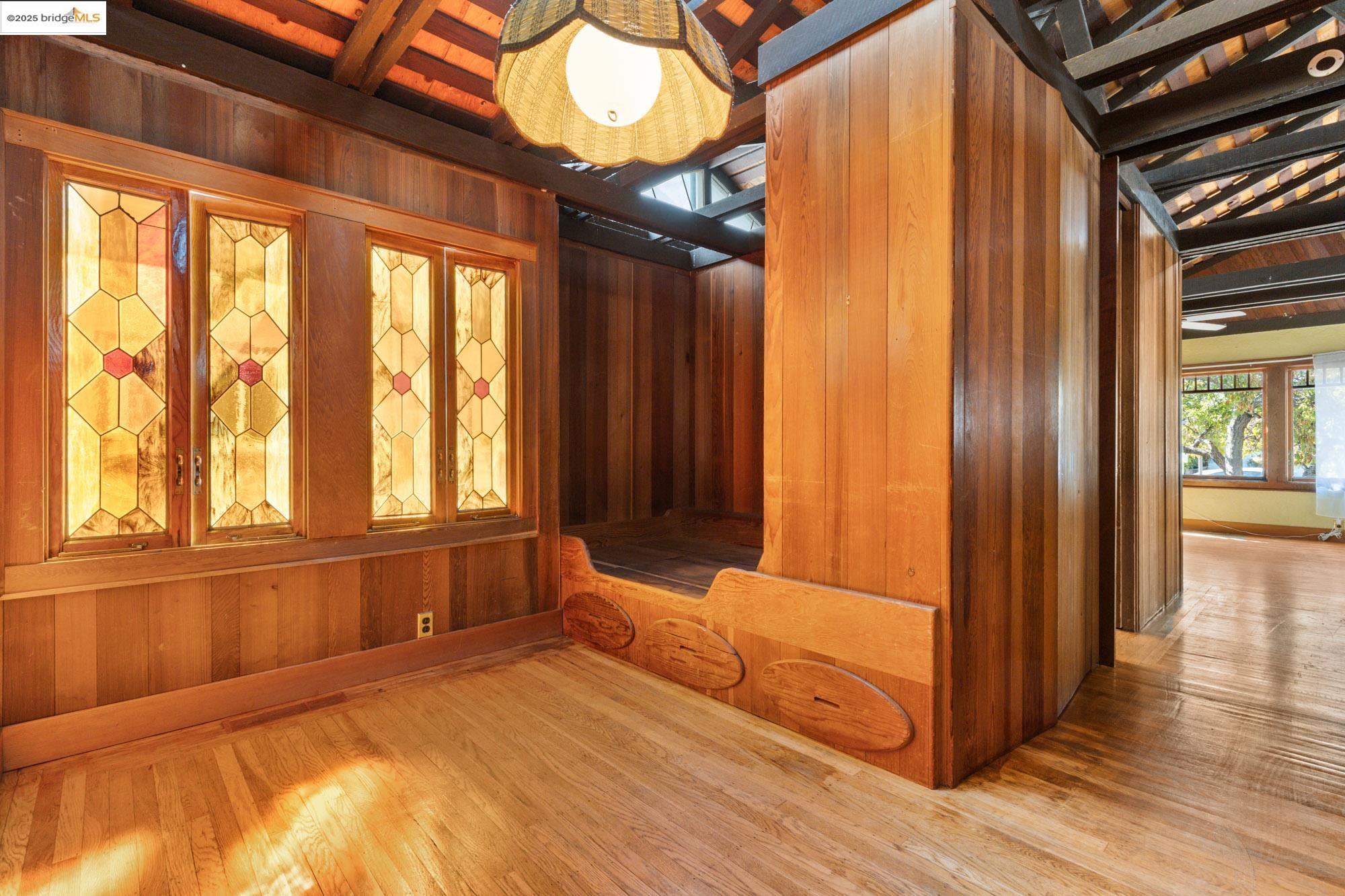 4430 Webster St, Oakland