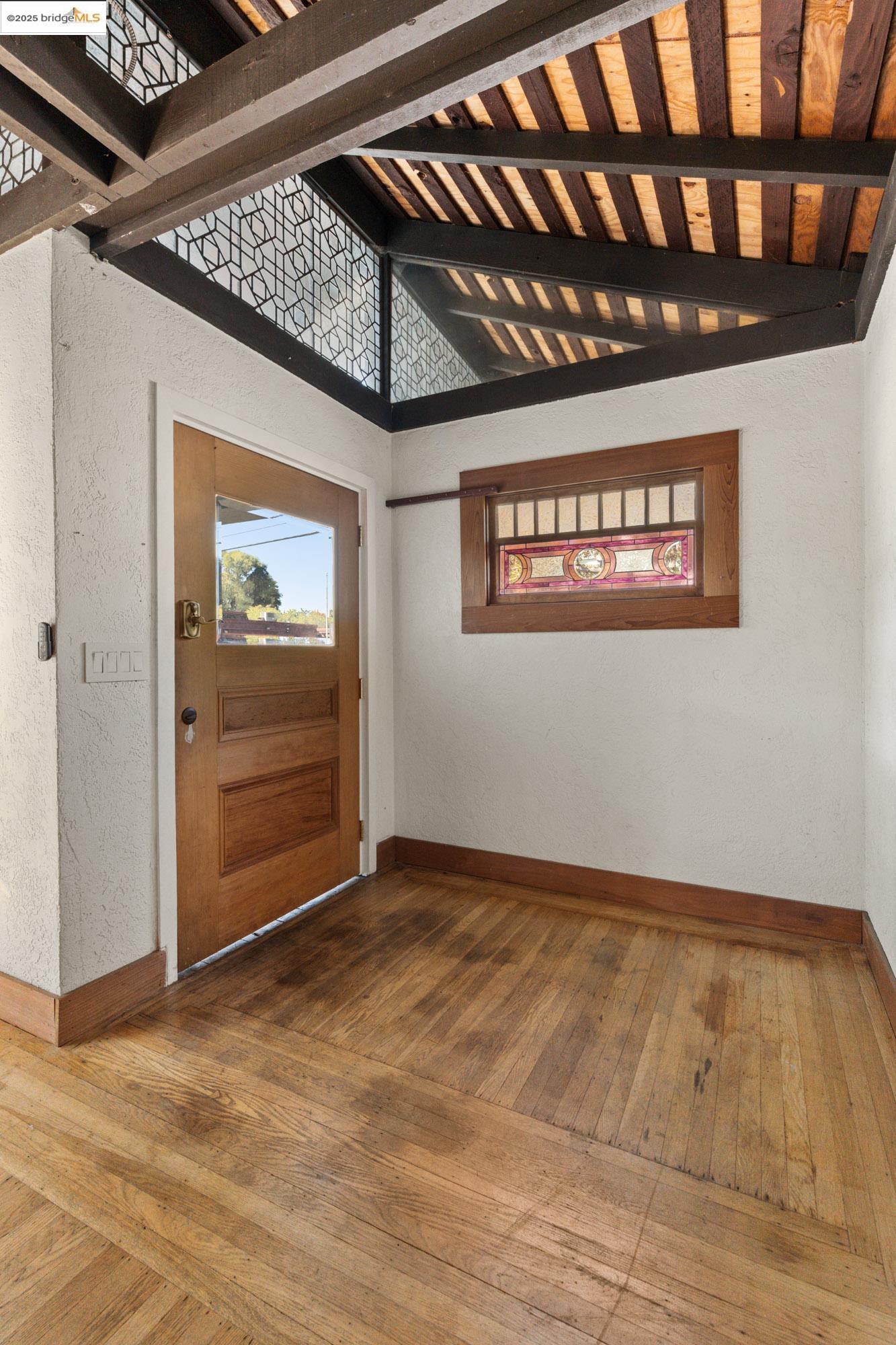 4430 Webster St, Oakland