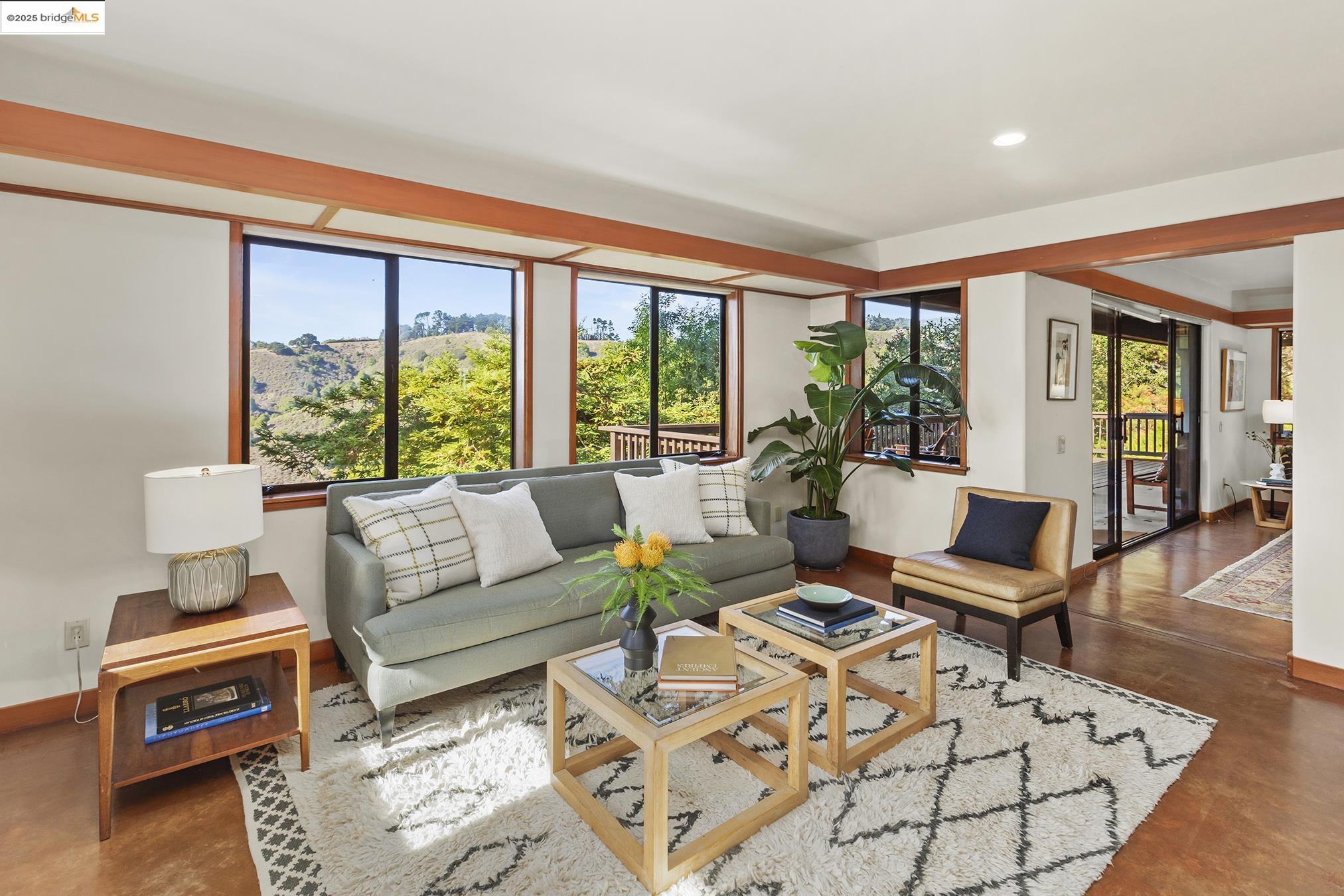25 Dartmouth Dr, Berkeley