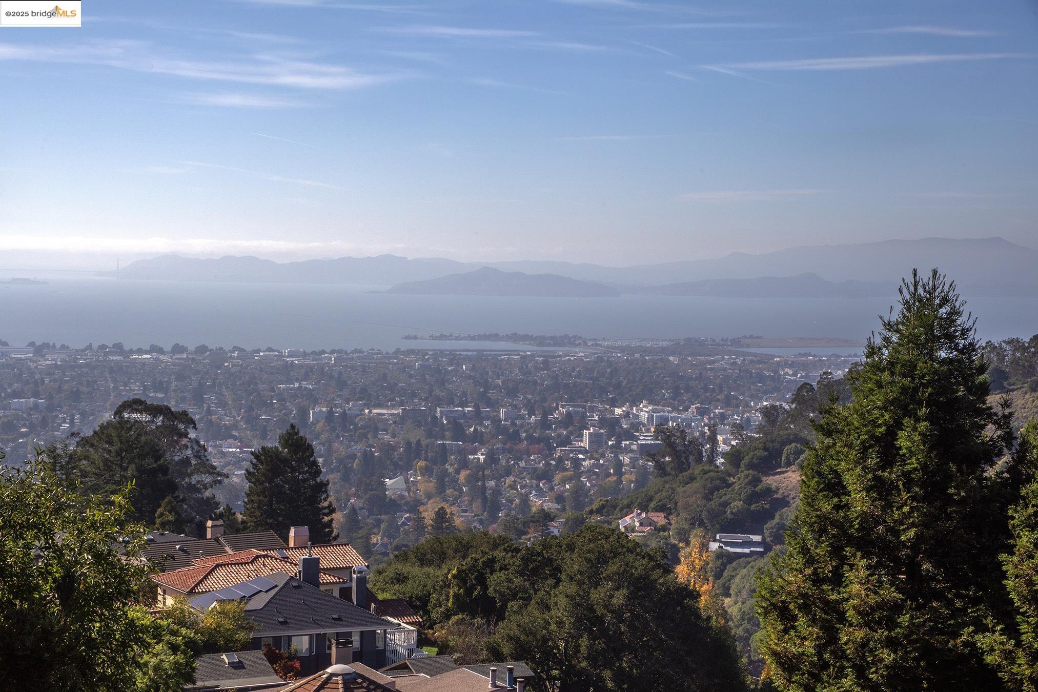 25 Dartmouth Dr, Berkeley