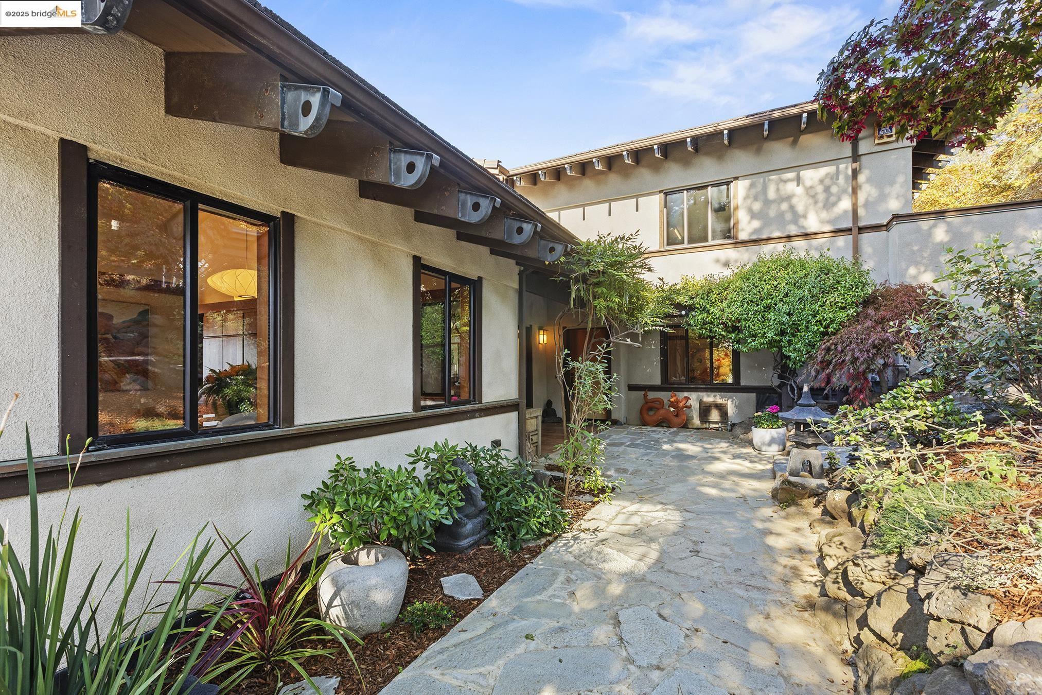 25 Dartmouth Dr, Berkeley