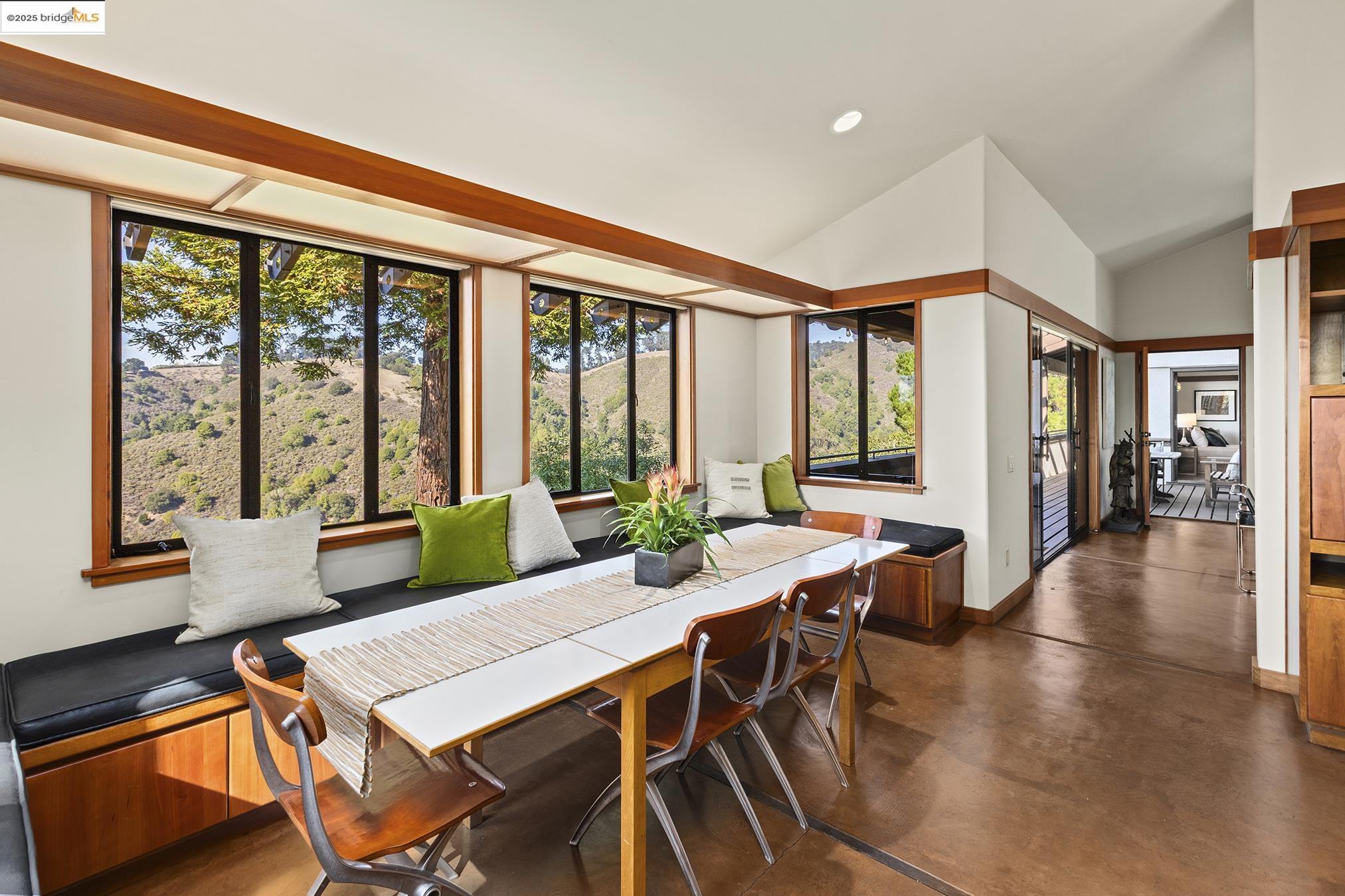 25 Dartmouth Dr, Berkeley