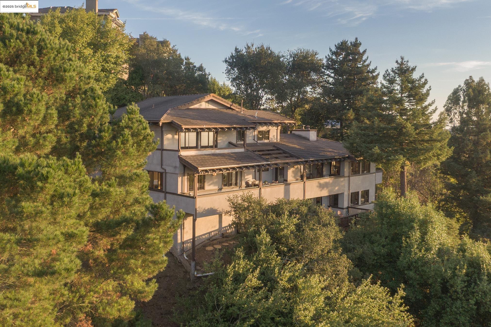 25 Dartmouth Dr, Berkeley