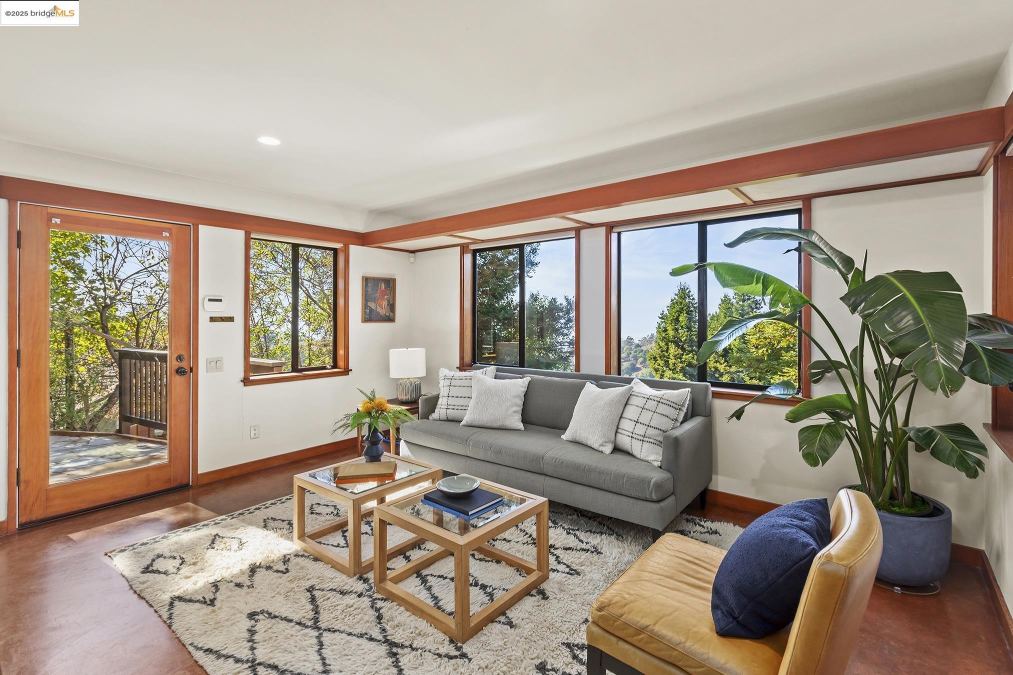 25 Dartmouth Dr, Berkeley