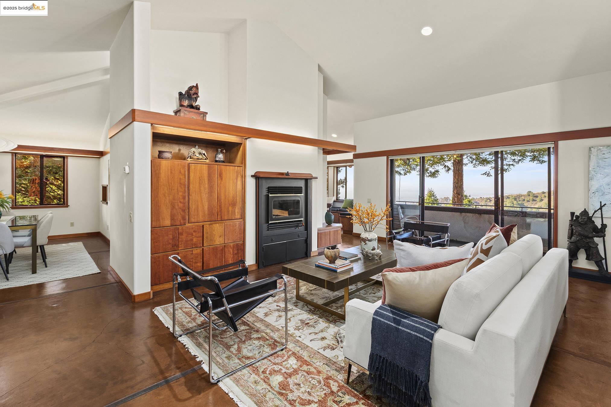 25 Dartmouth Dr, Berkeley