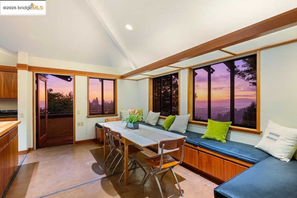 25 Dartmouth Dr, Berkeley