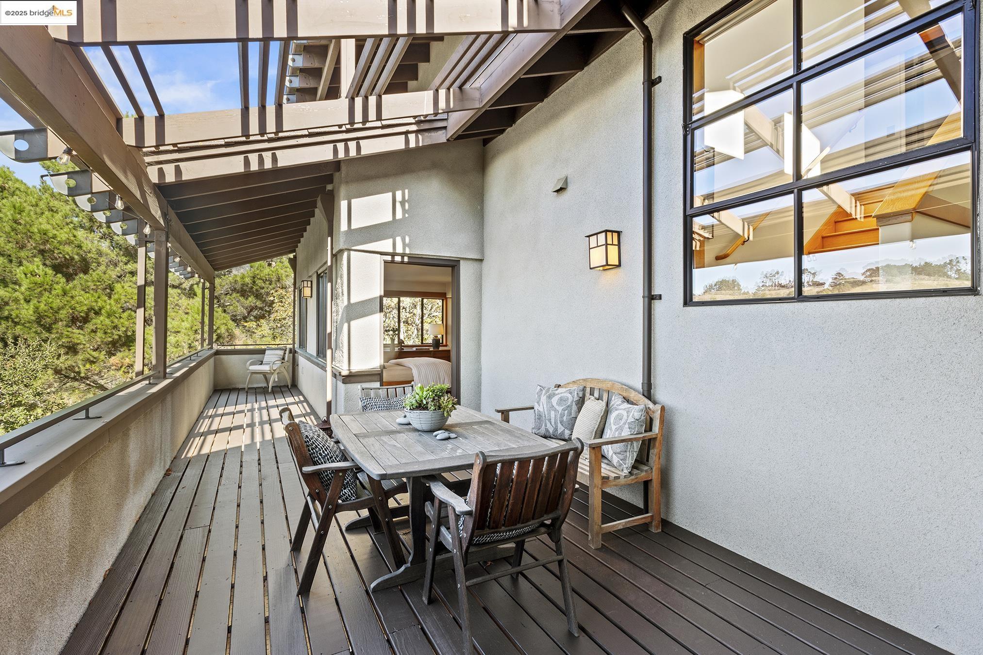 25 Dartmouth Dr, Berkeley