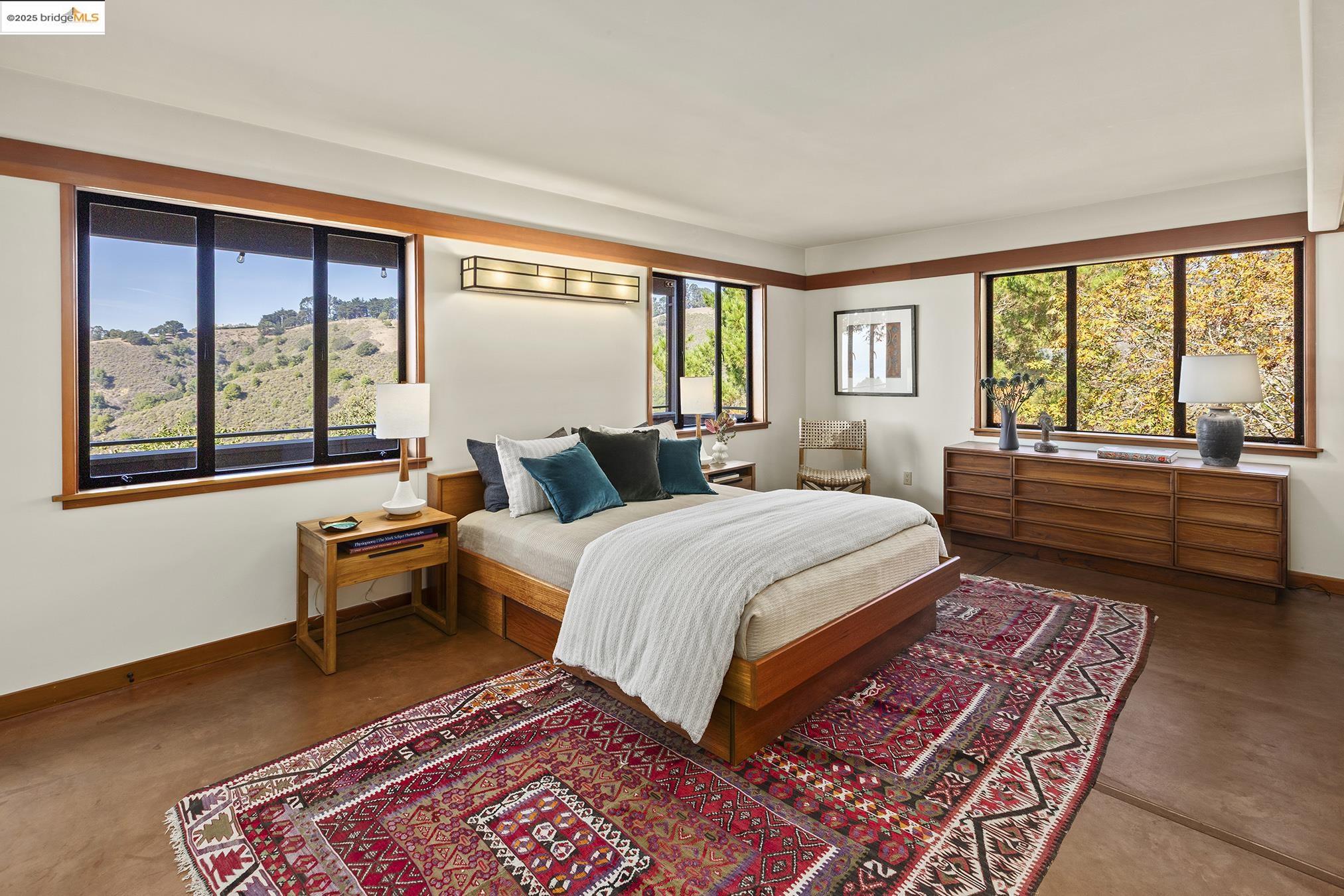 25 Dartmouth Dr, Berkeley