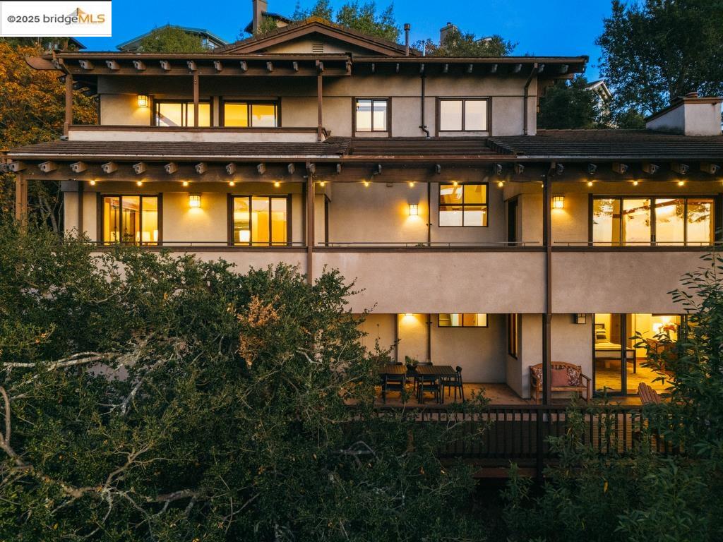 25 Dartmouth Dr, Berkeley