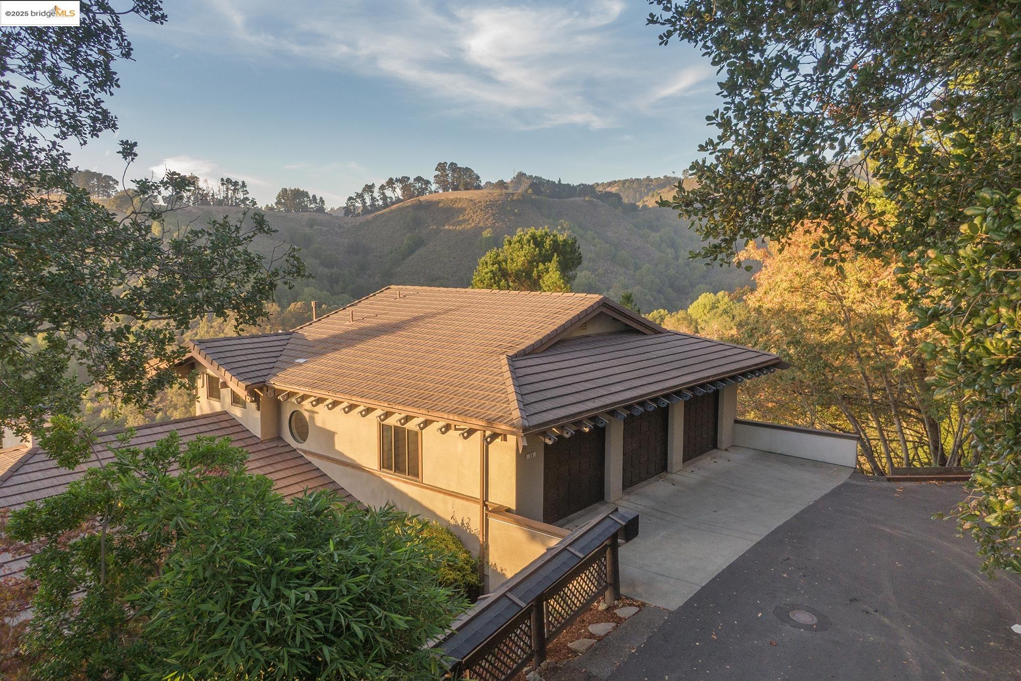 25 Dartmouth Dr, Berkeley