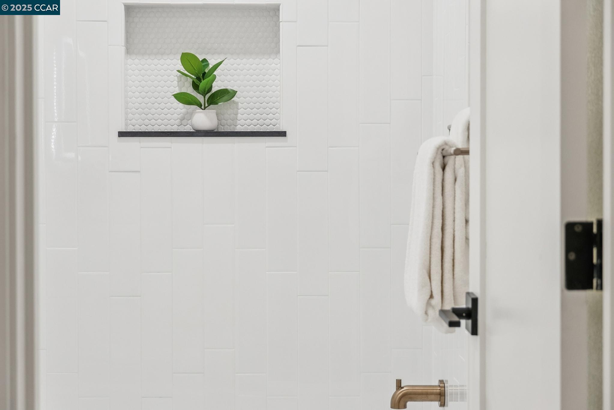 943 MATTERHORN COURT