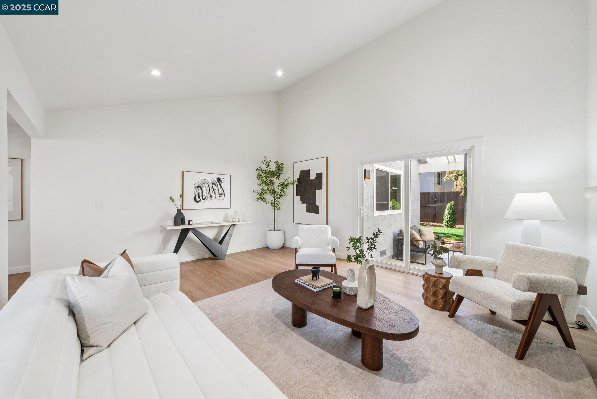 943 MATTERHORN COURT