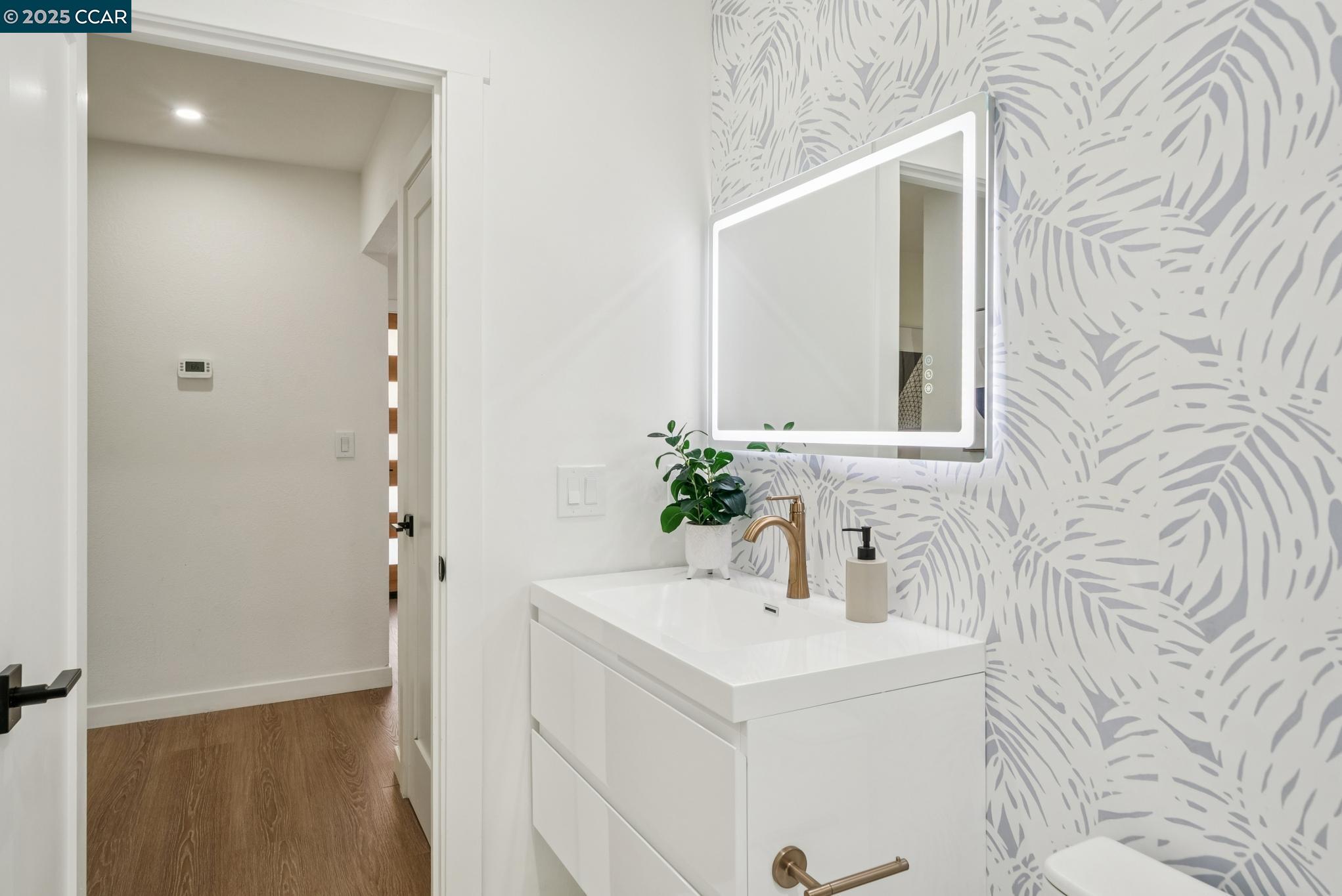 943 MATTERHORN COURT