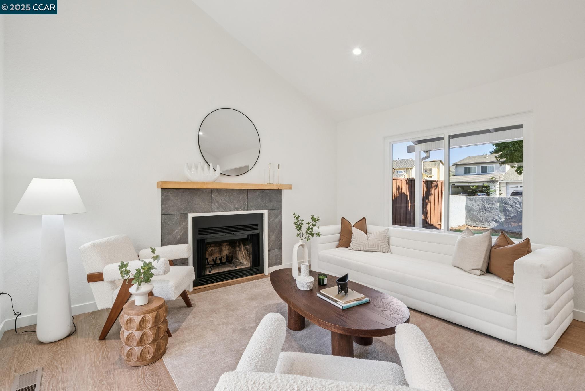 943 MATTERHORN COURT