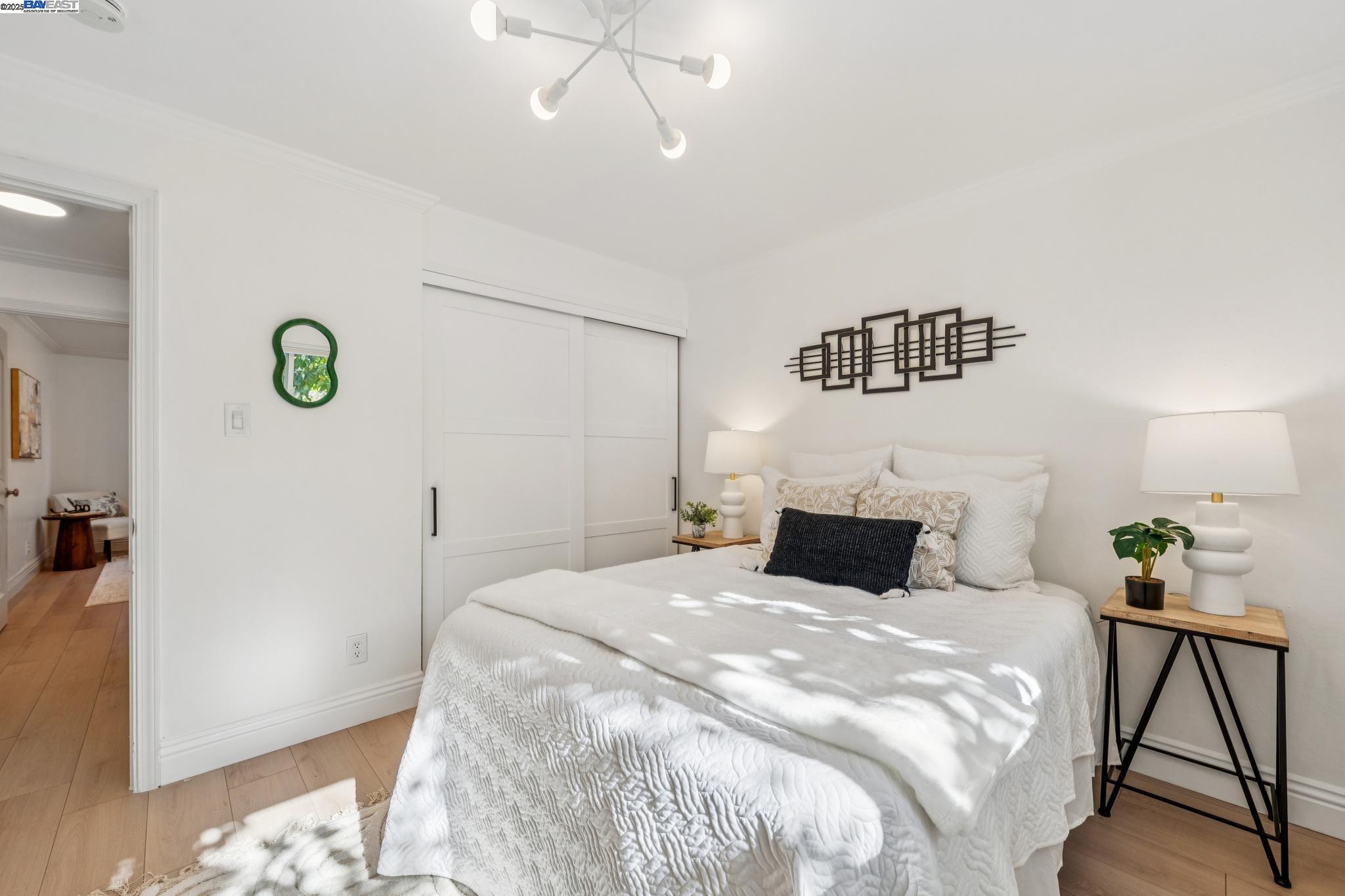 5242 Miles Avenue # C, Oakland Unit: C