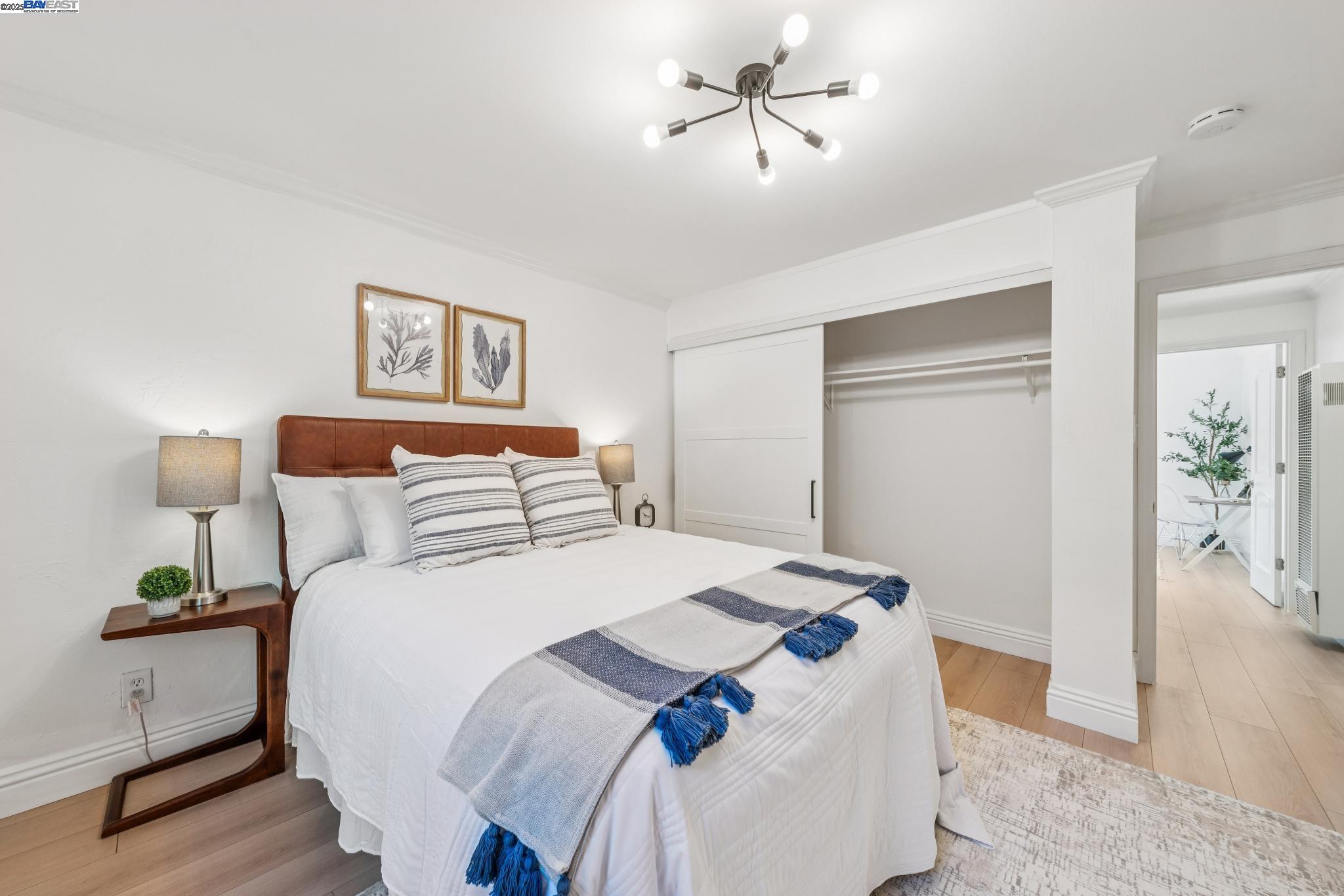 5242 Miles Avenue # C, Oakland Unit: C