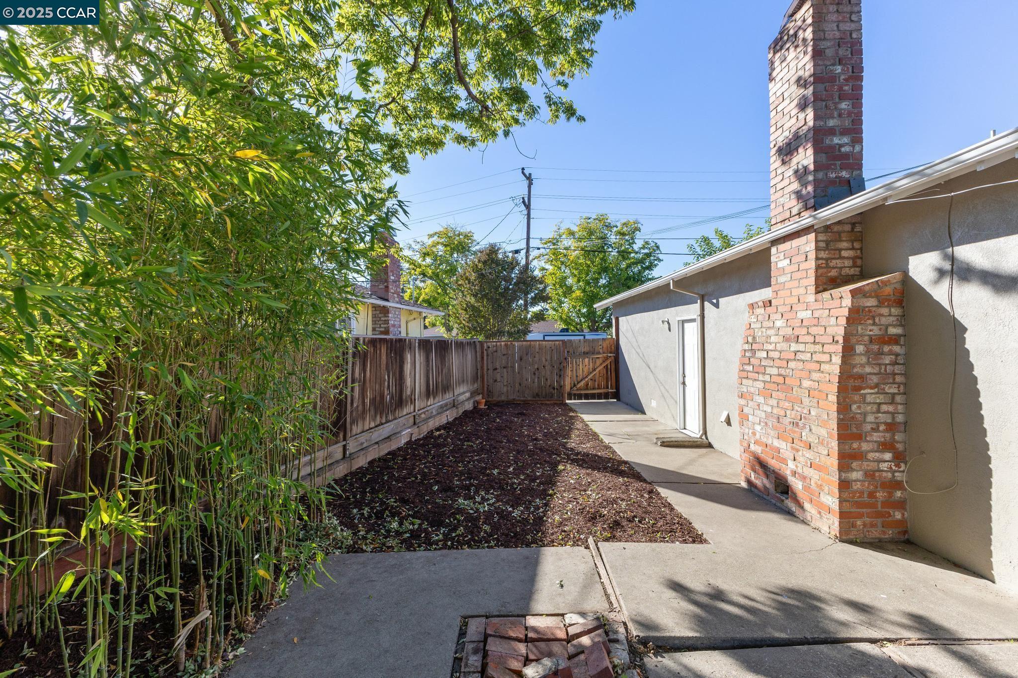 564 Tyler Avenue