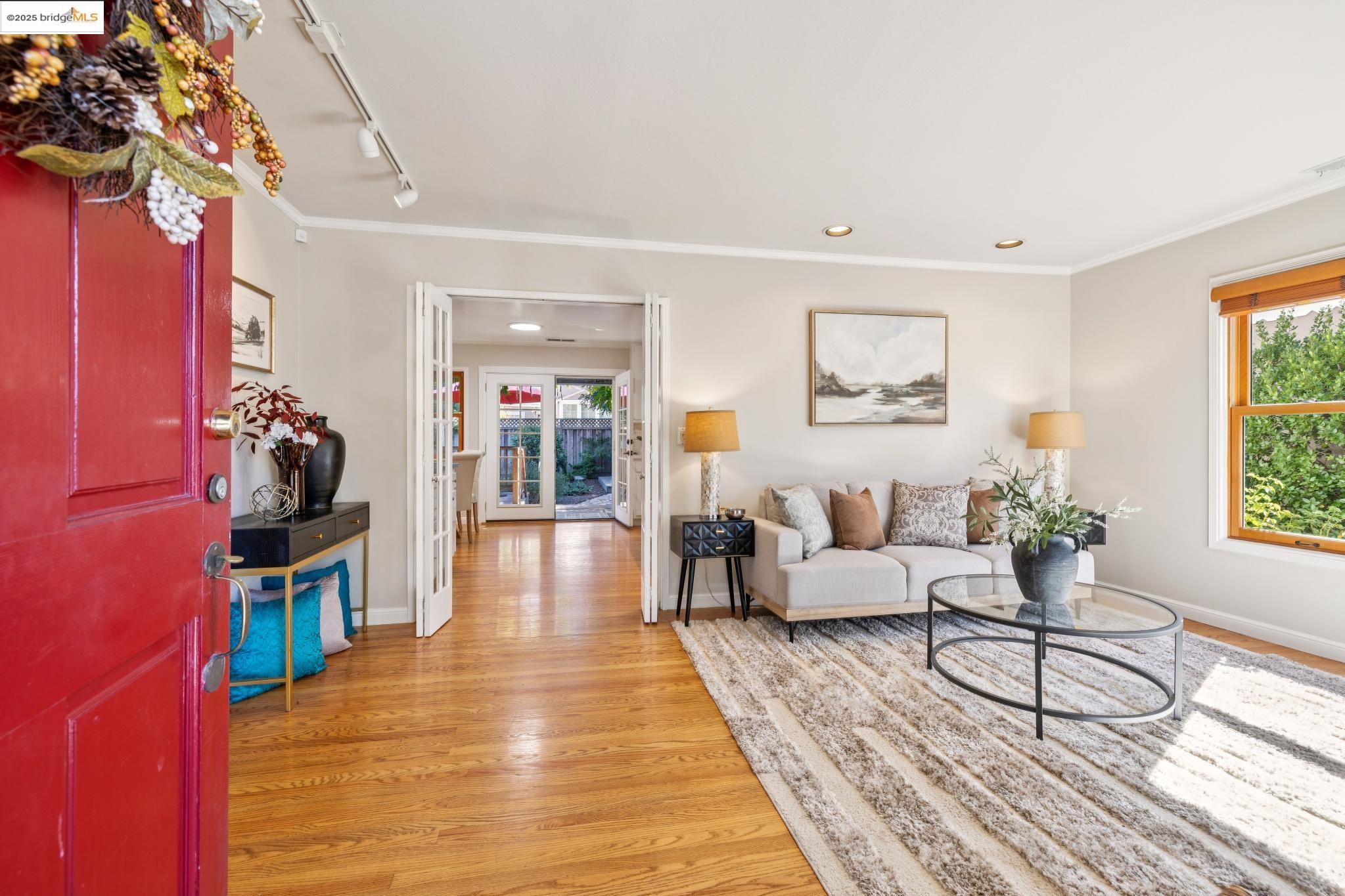 263 Covington St