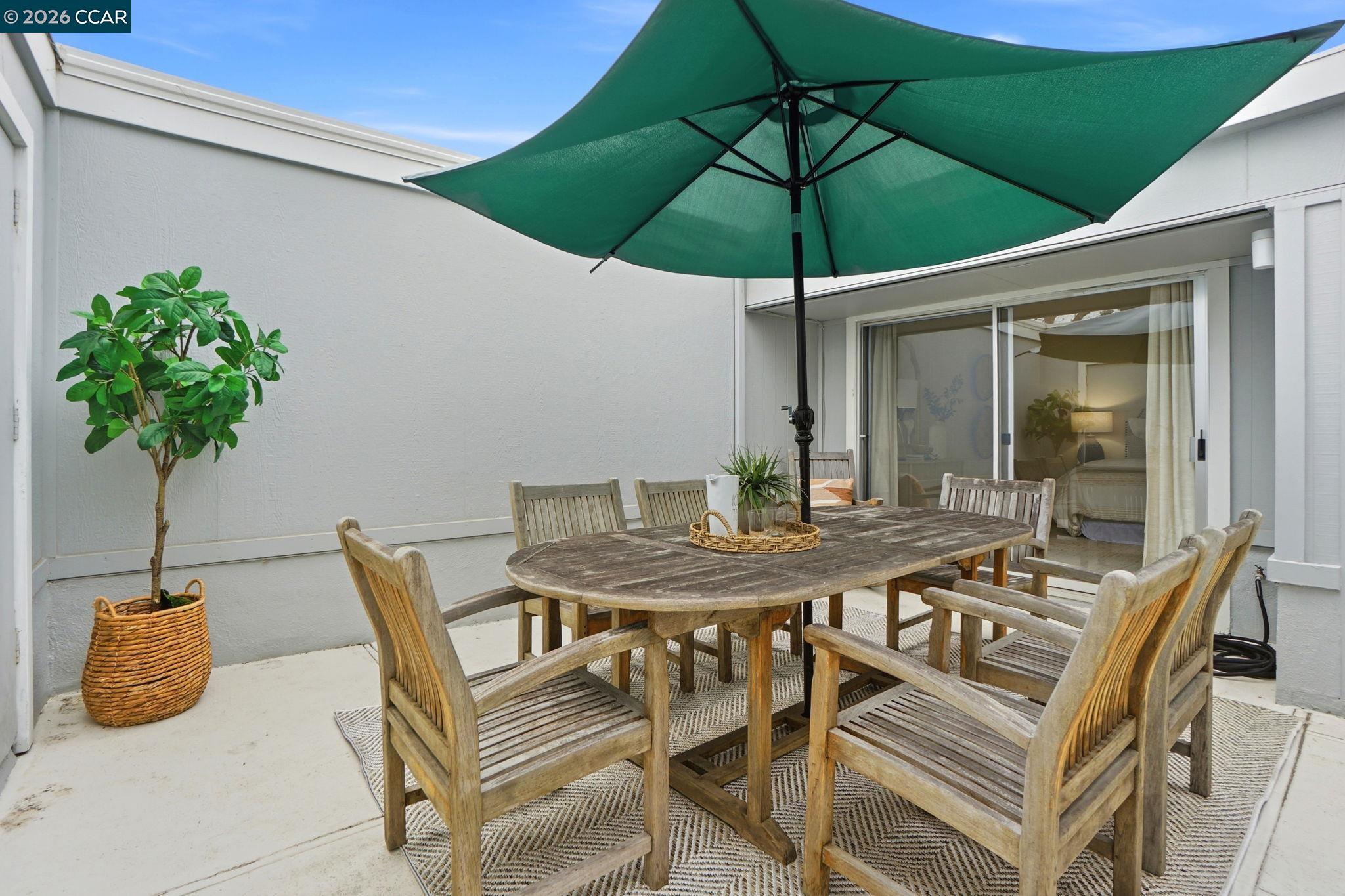 2425 Pine Knoll Dr # 1