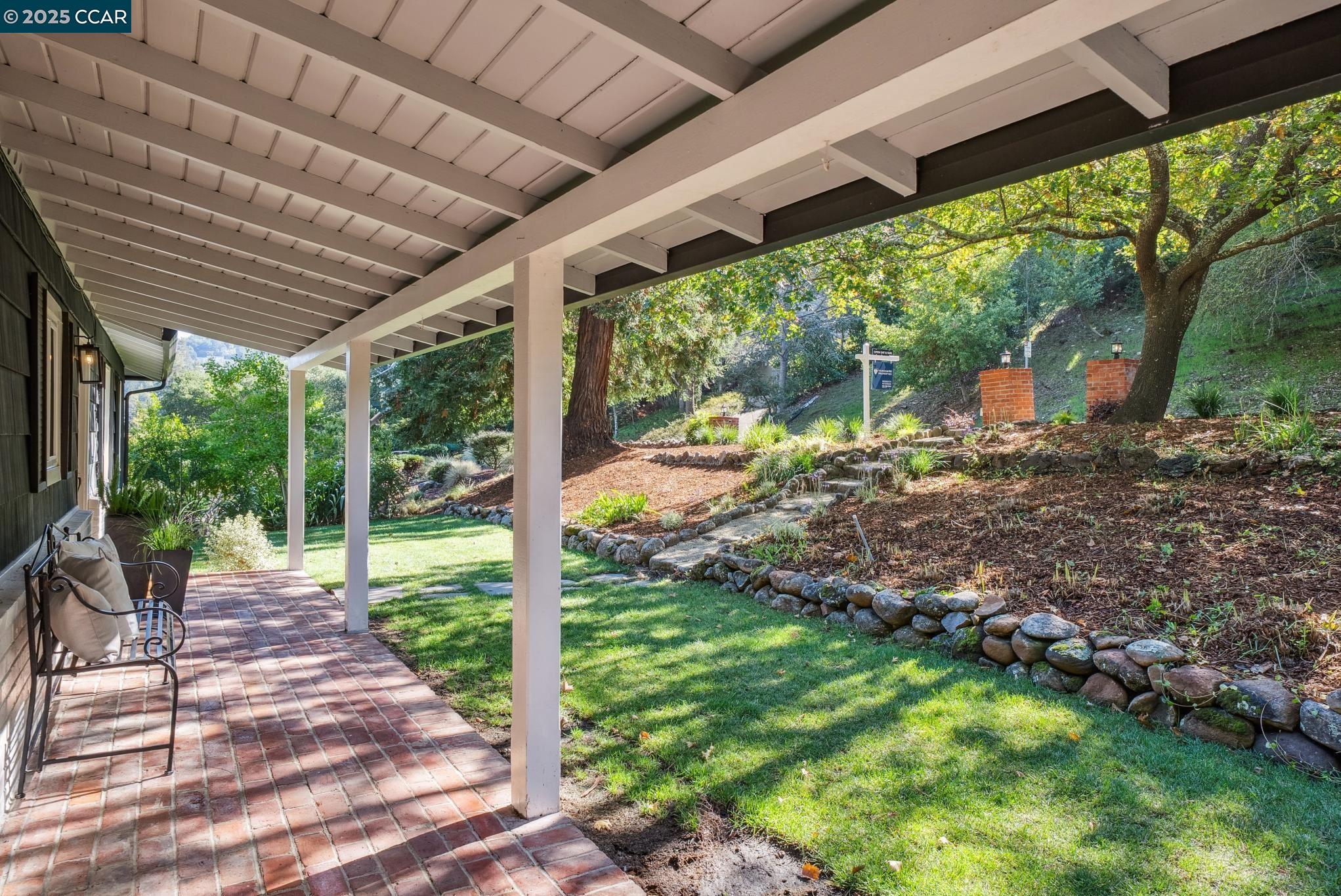 66 Sleepy Hollow Ln