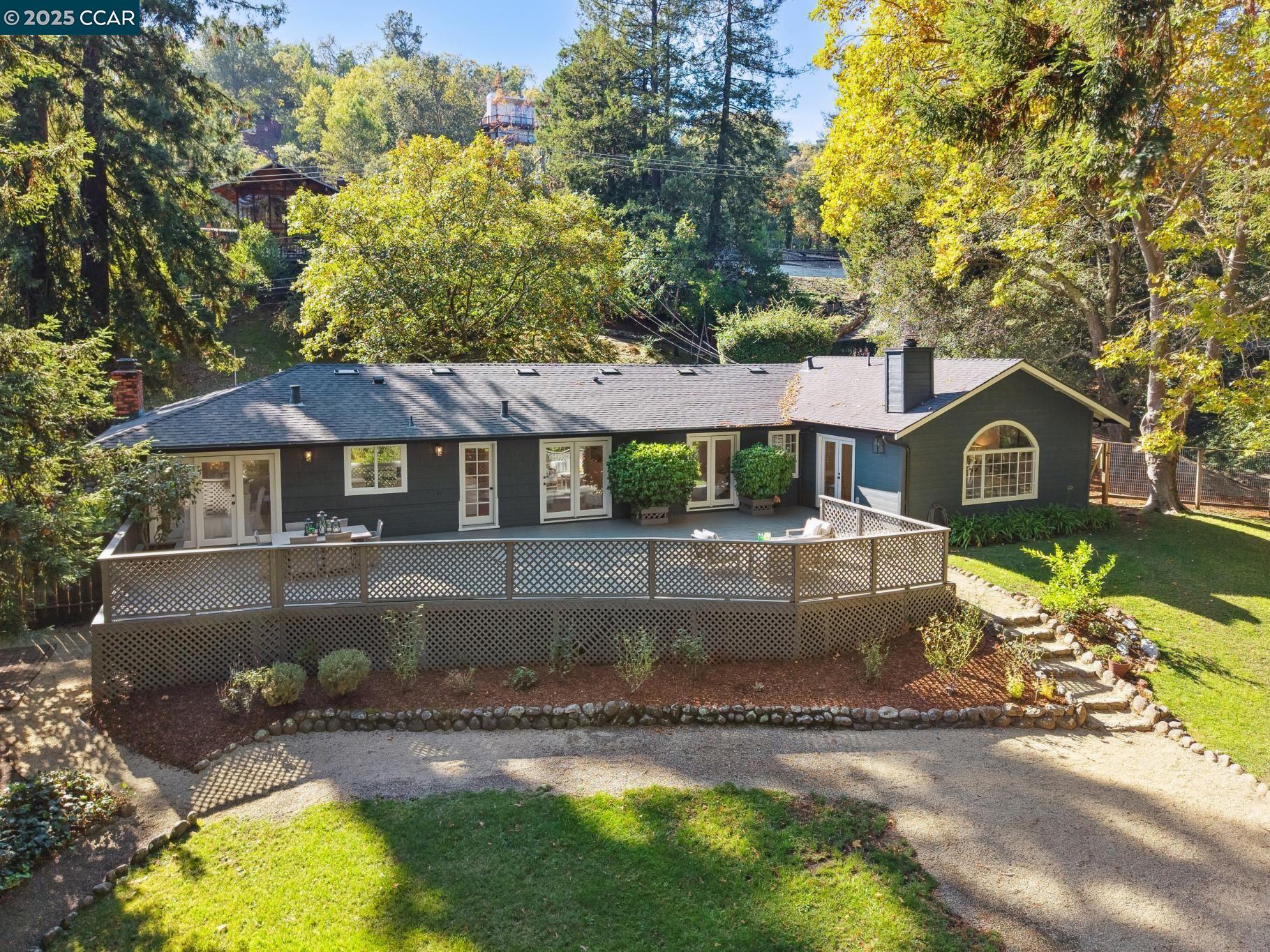66 Sleepy Hollow Ln