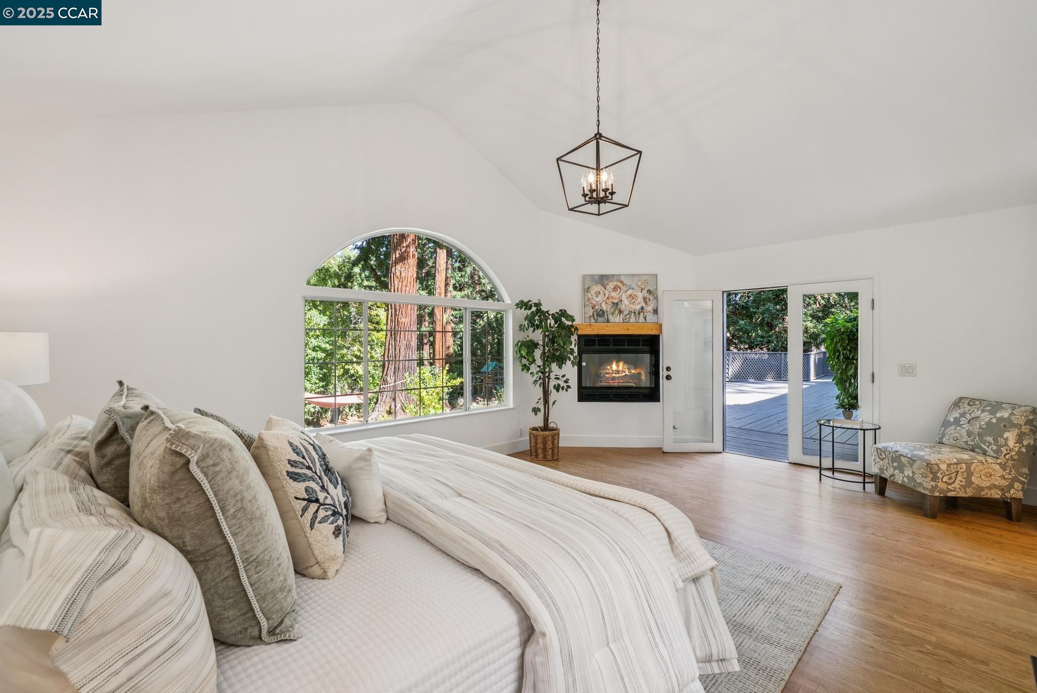 66 Sleepy Hollow Ln