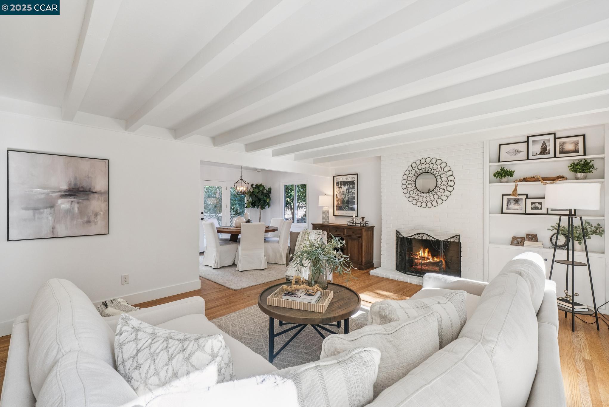 66 Sleepy Hollow Ln