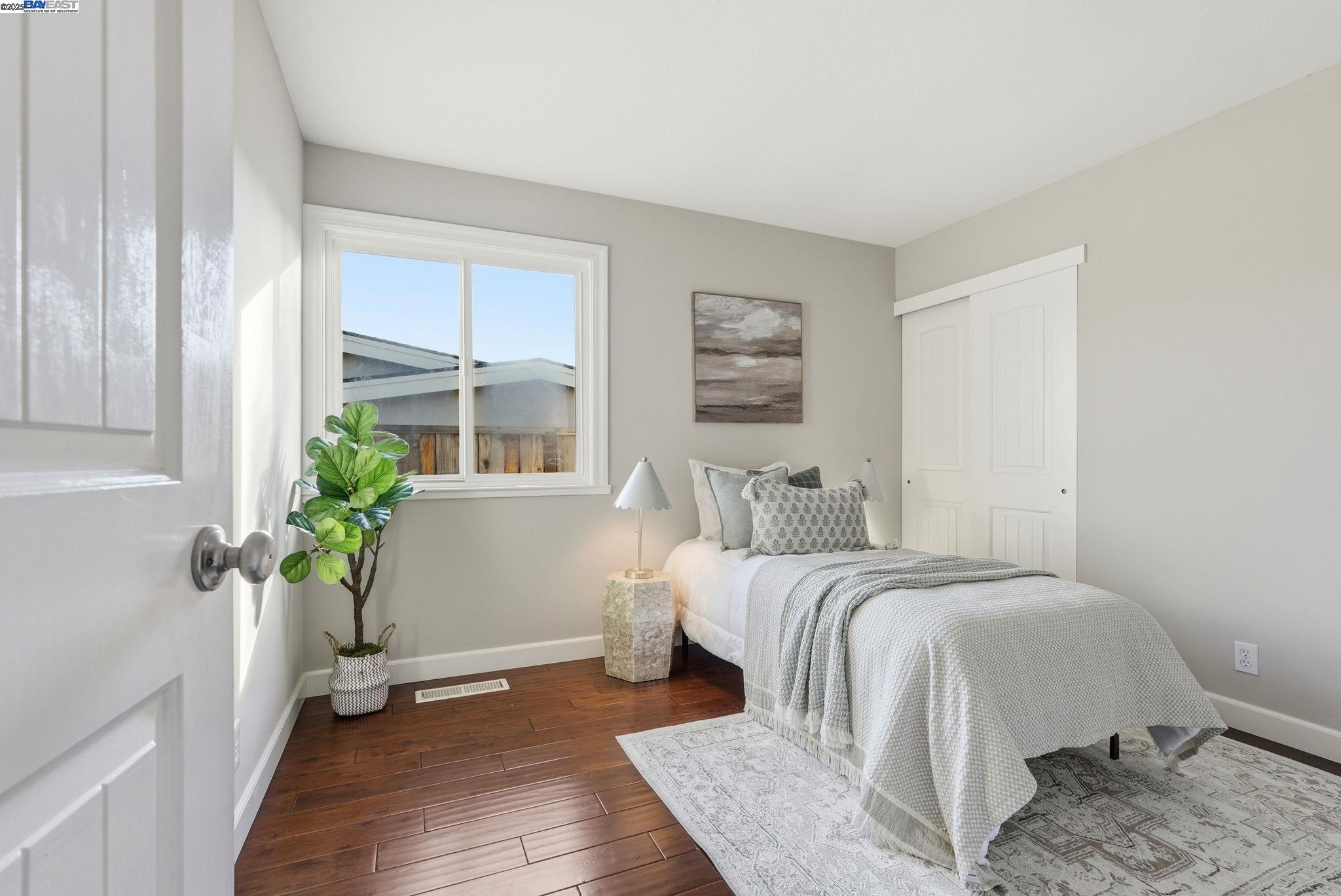 18660 E Cavendish Dr