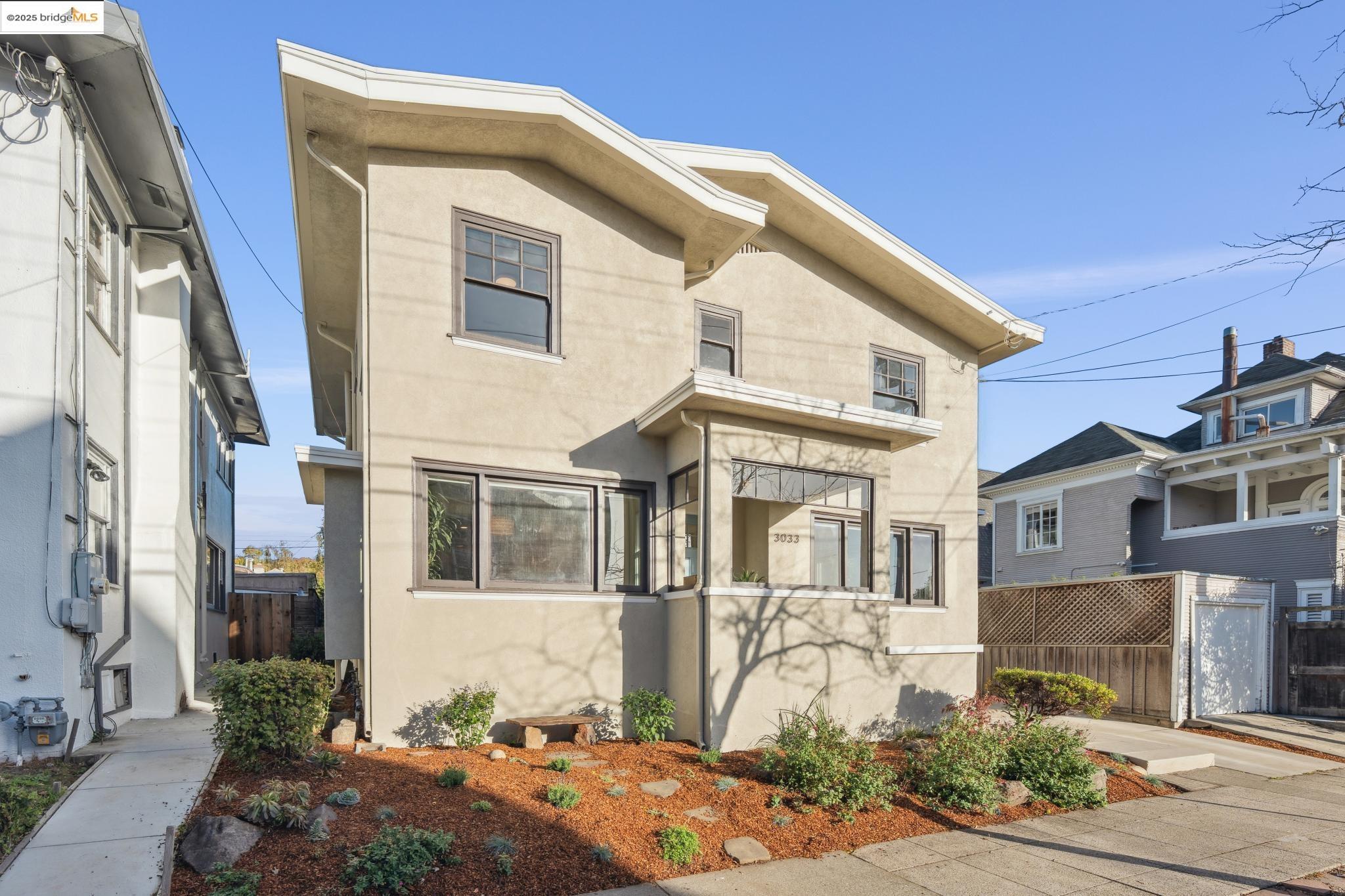 3033 Regent St