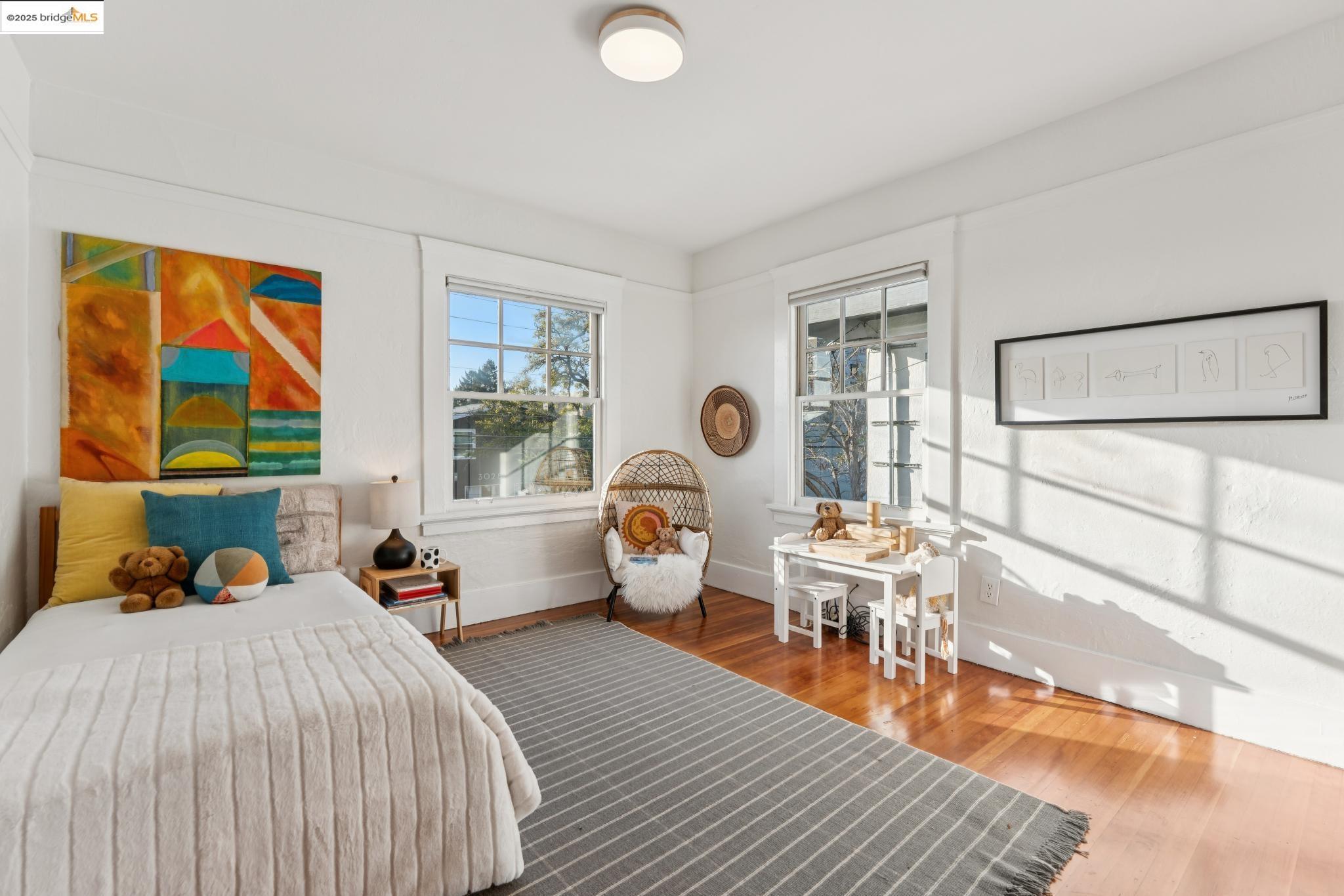 3033 Regent St