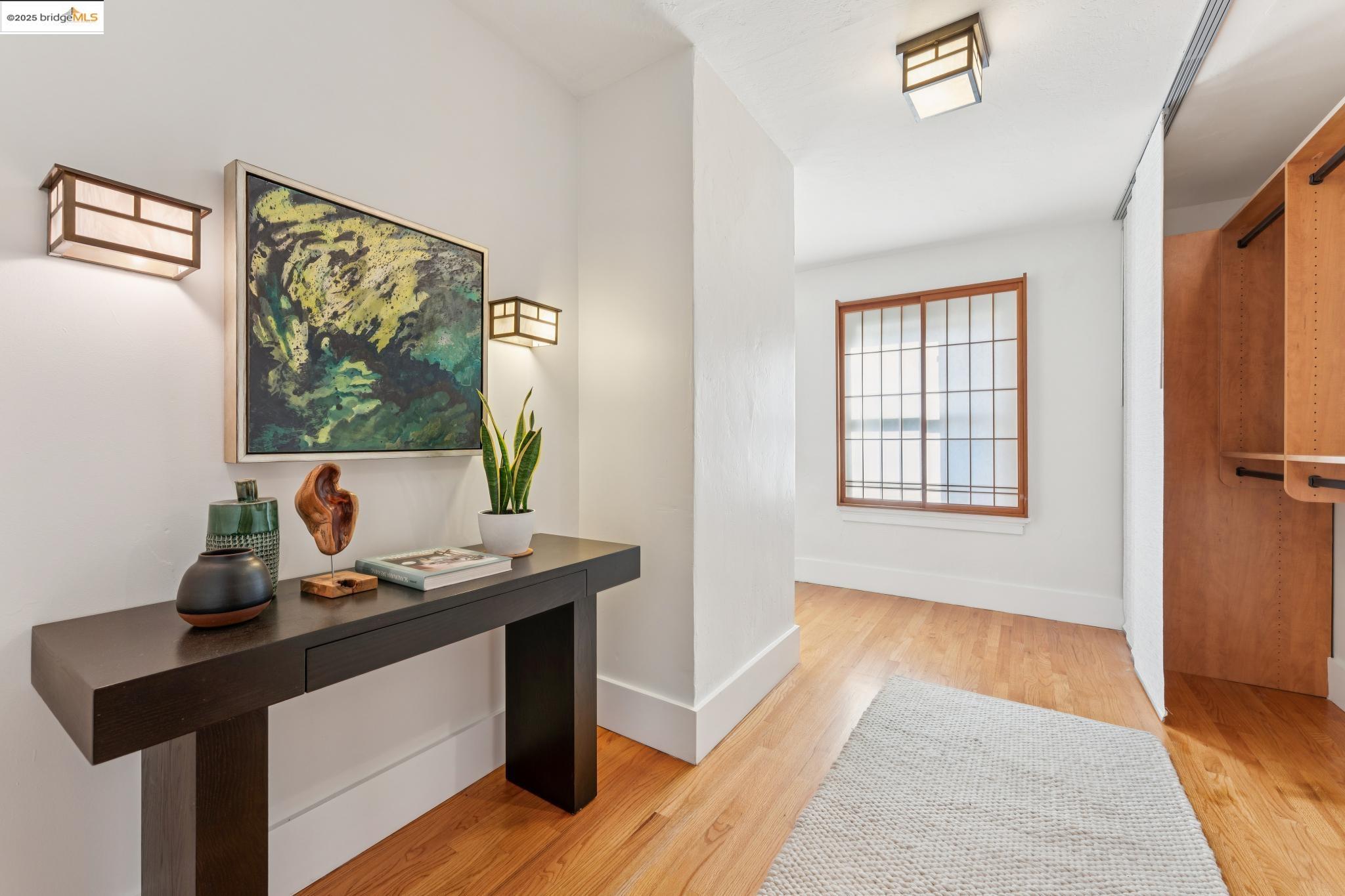 3033 Regent St